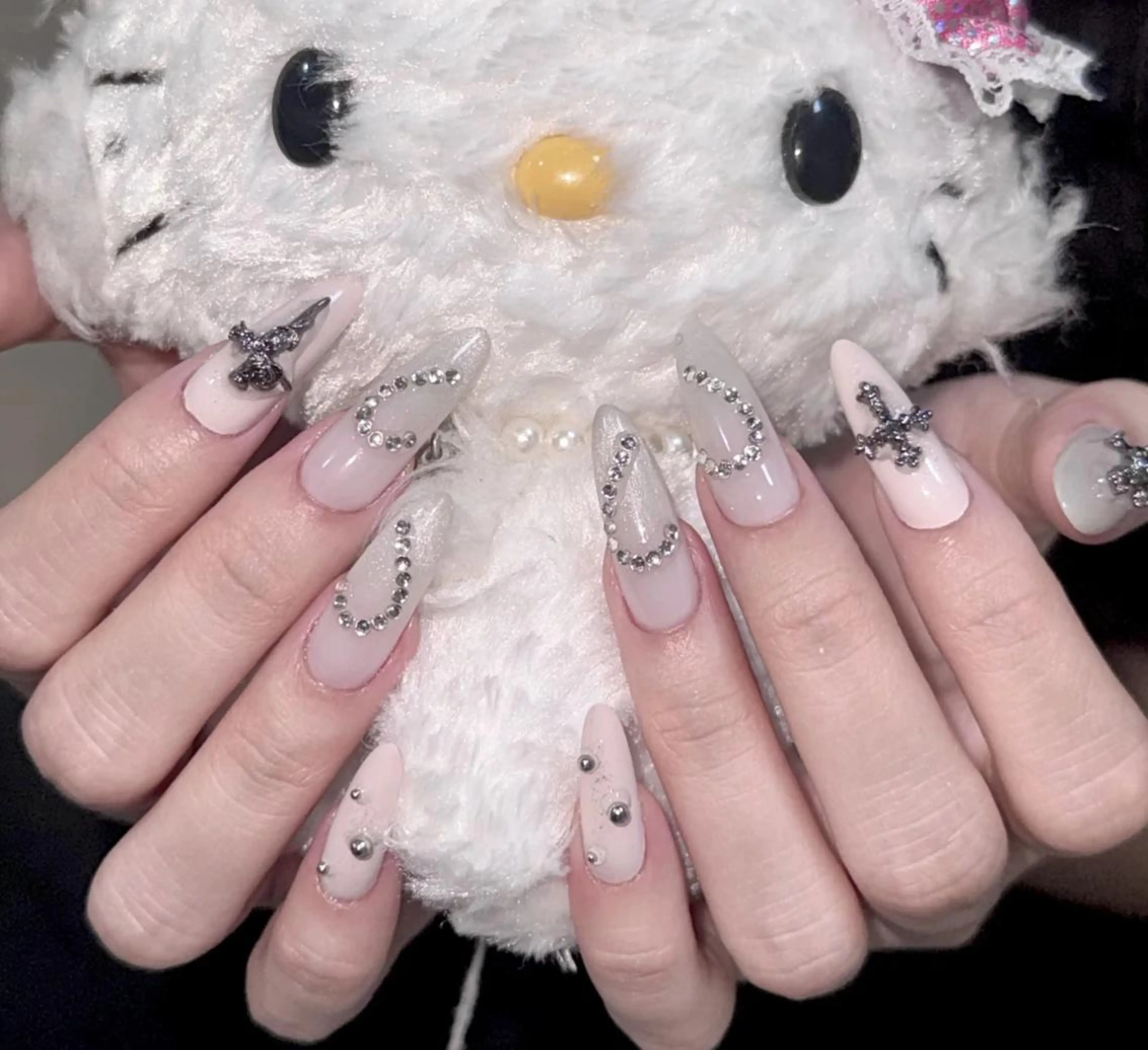 ネイル ハンドネイル ハンドケア 🍑 momo_nailのネイルデザイン