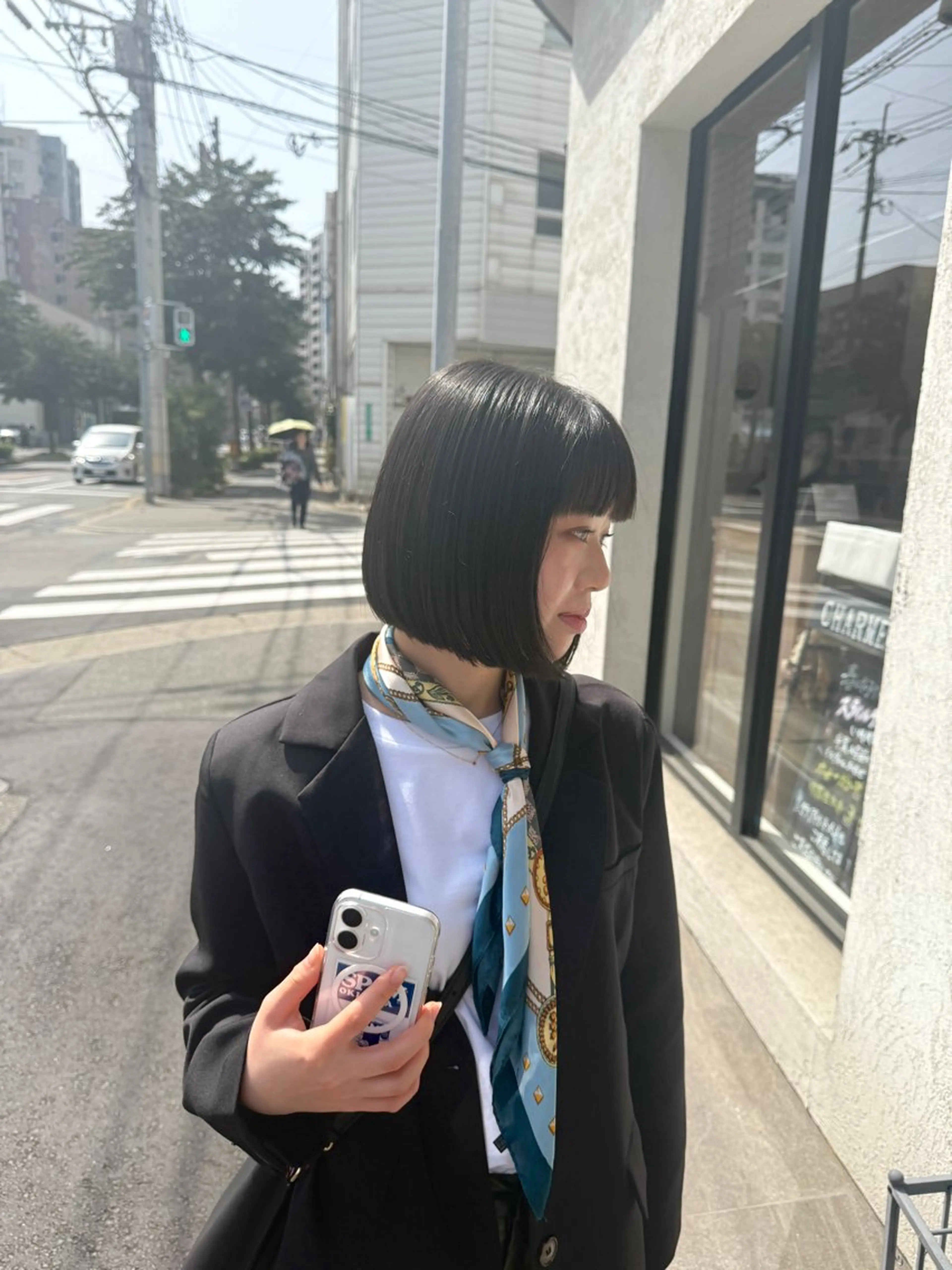 ショート 前下がりボブ ボブ カット ヘアカラー オリーブ🫒レイヤー /平尾/りの‎🤍のヘアスタイル