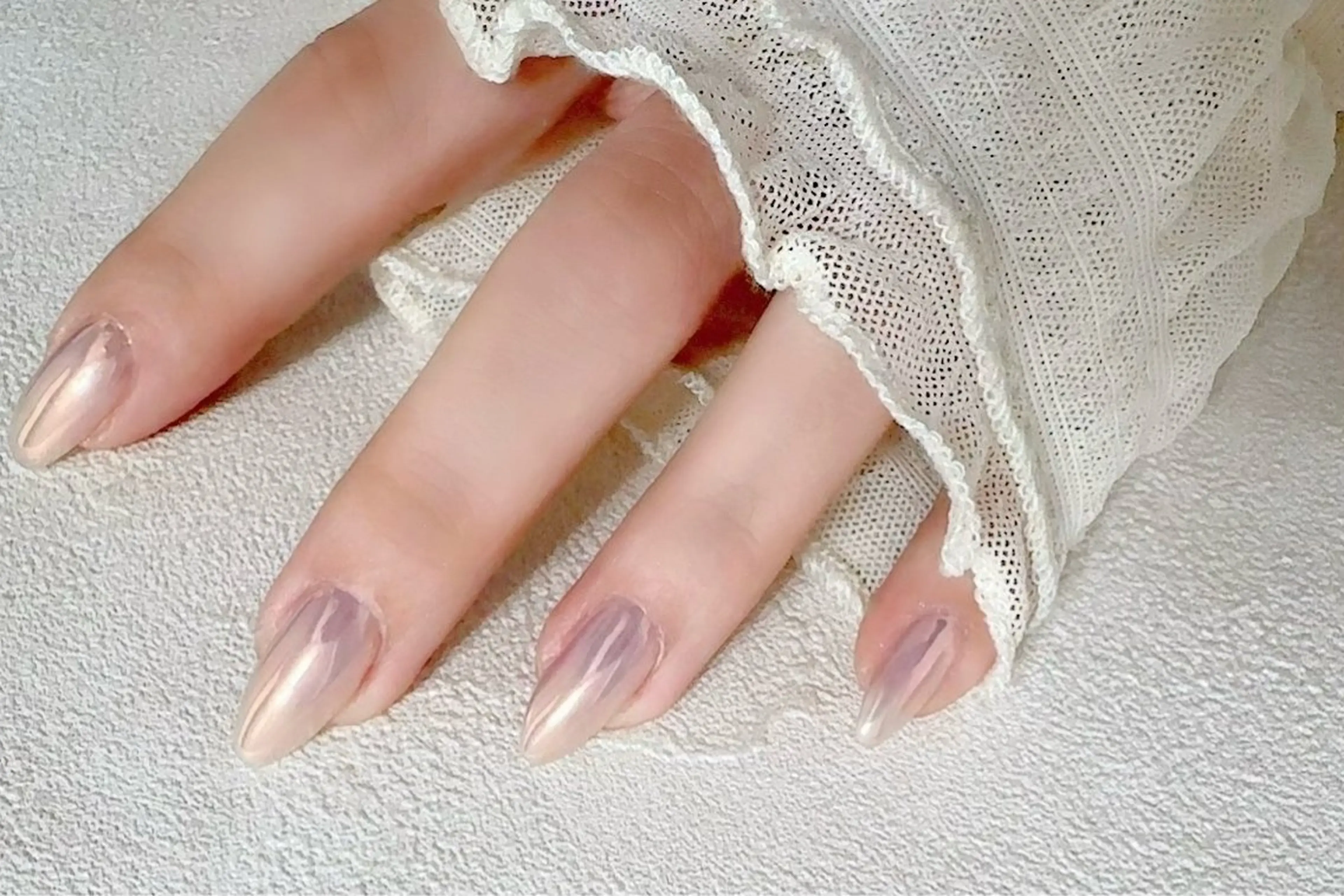 enoiシンデレラパウダー使用ミラーネイルの写真