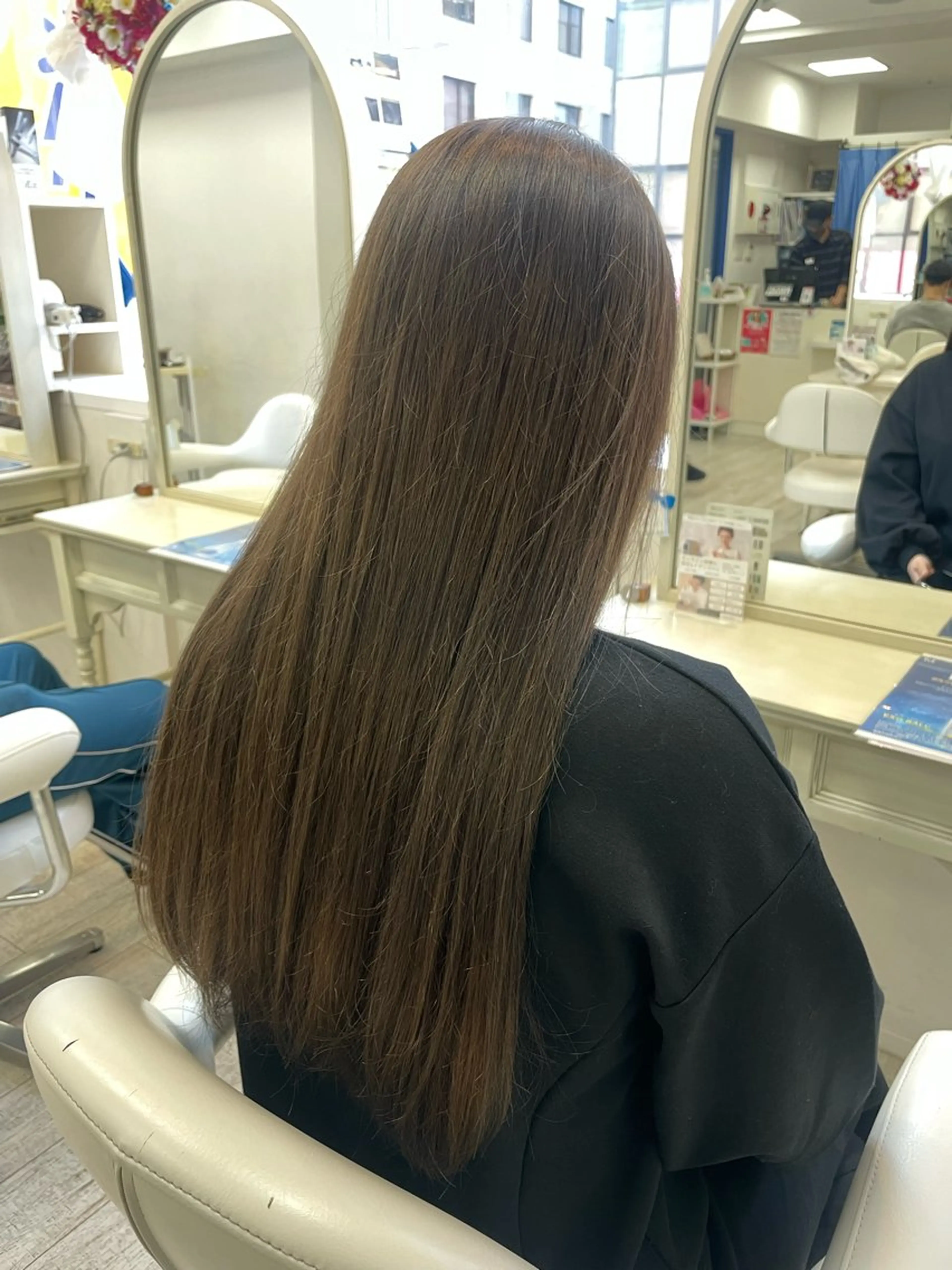 ロング カット ヘアカラー 新籾 尚哉のヘアスタイル