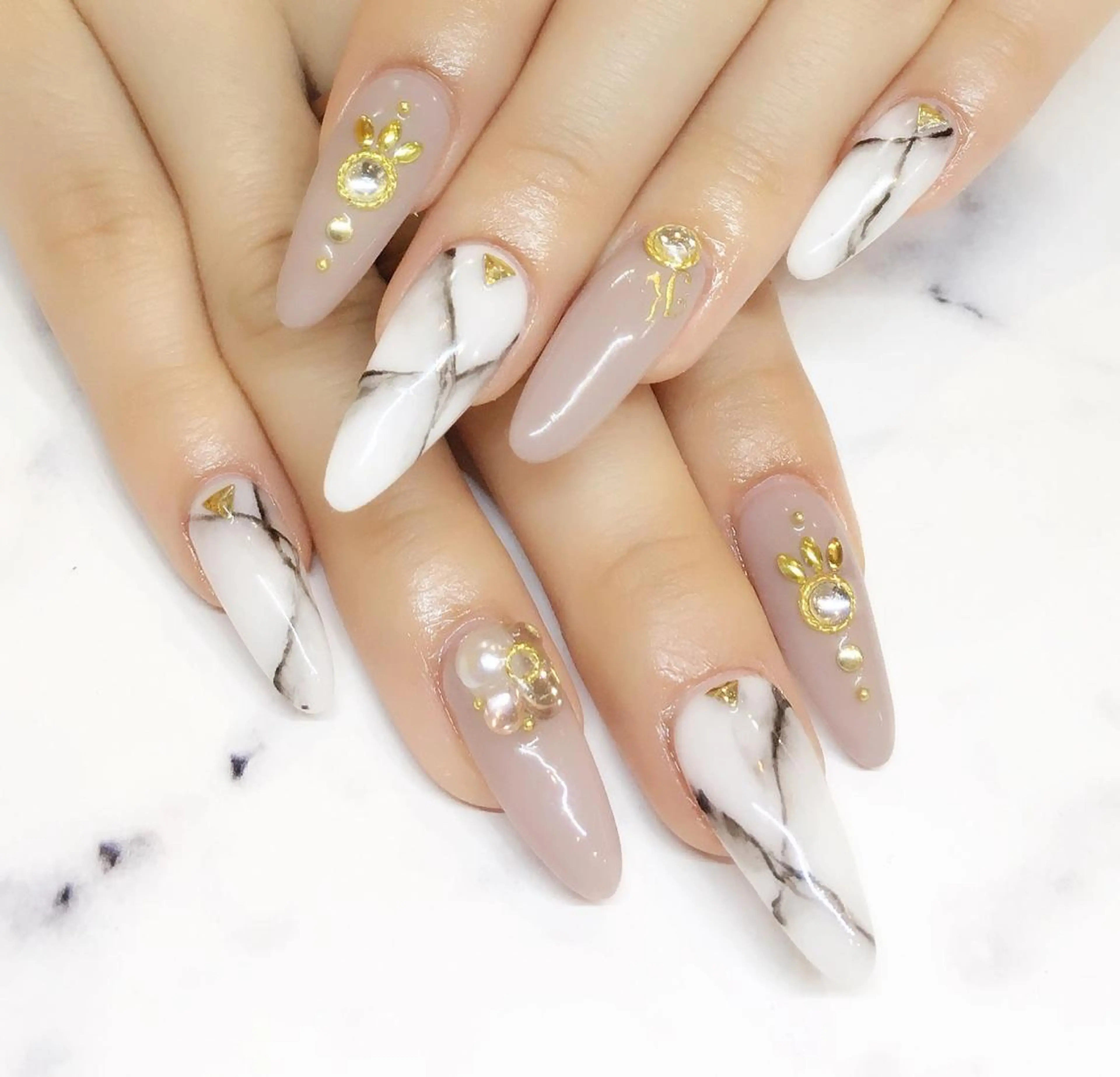 ネイル アートネイル ロングネイル 大理石ネイル(マーブル) 持ち込み スカルプネイル nail salon Soeurのネイルデザイン