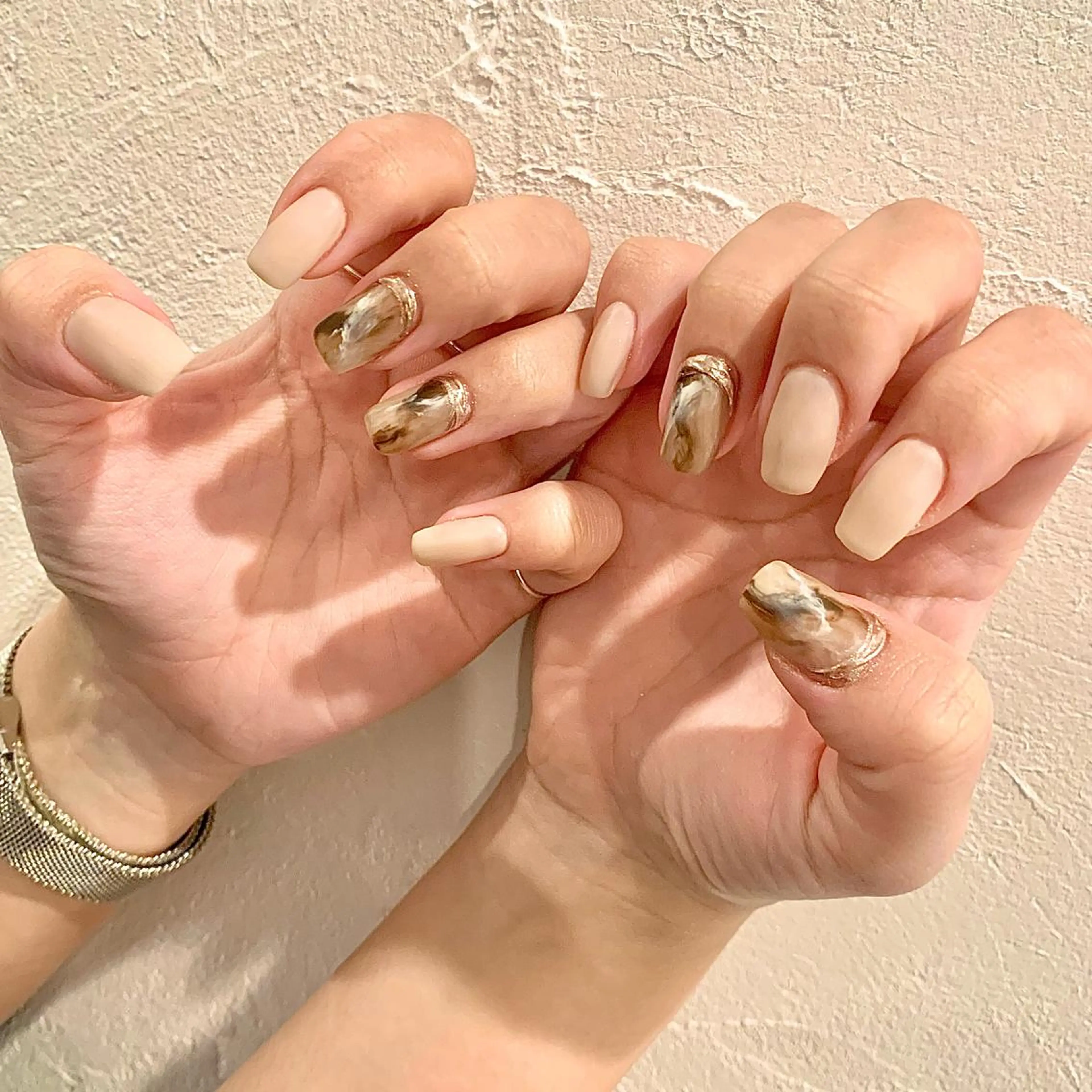 ネイル ニュアンスネイル Sato. Mのネイルデザイン