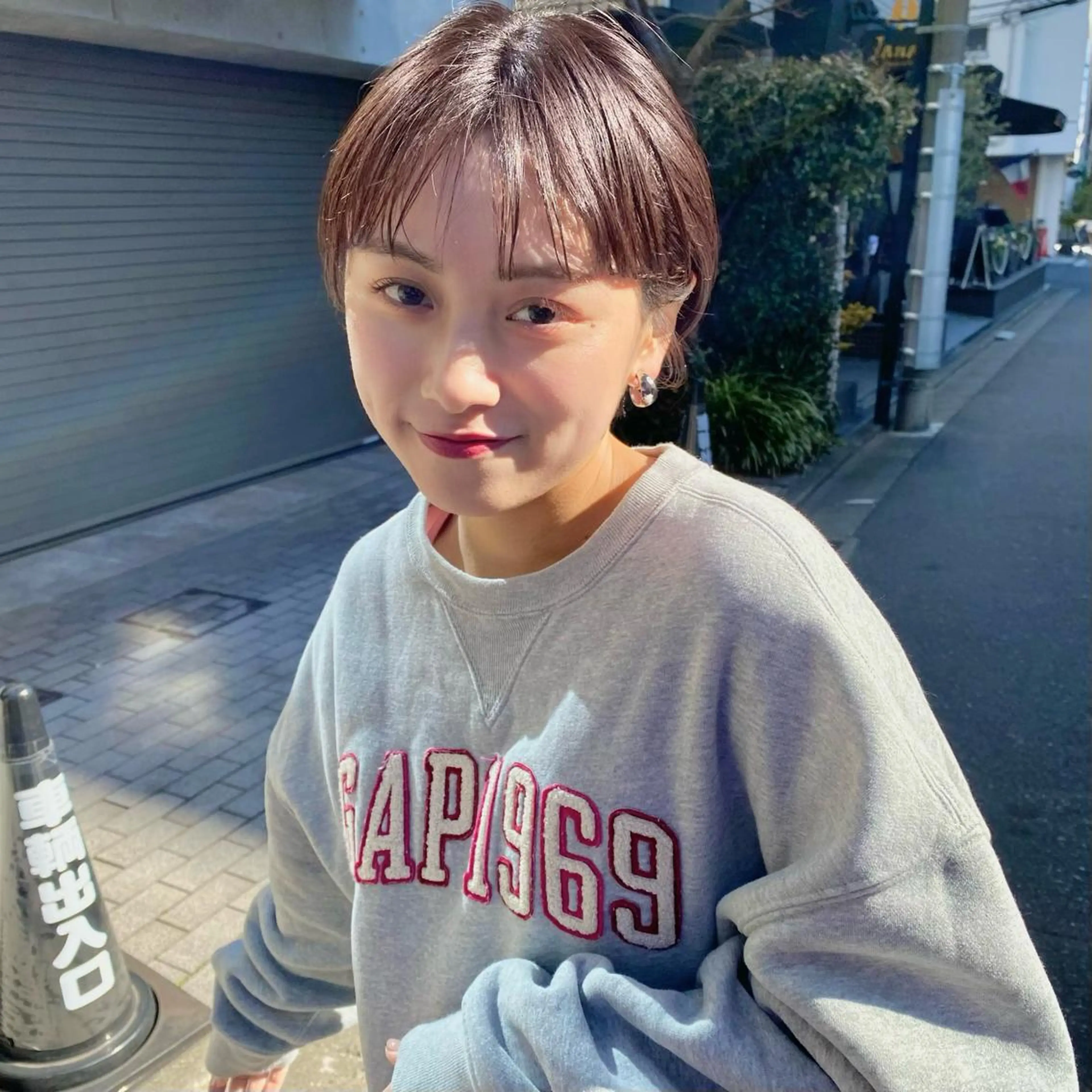 ショート カラー ベージュカラー ピンクカラー ピンクベージュ ショートヘア カット ヘアカラー トリートメント ボブ/縮毛矯正/ レイヤー/塚田のヘアスタイル
