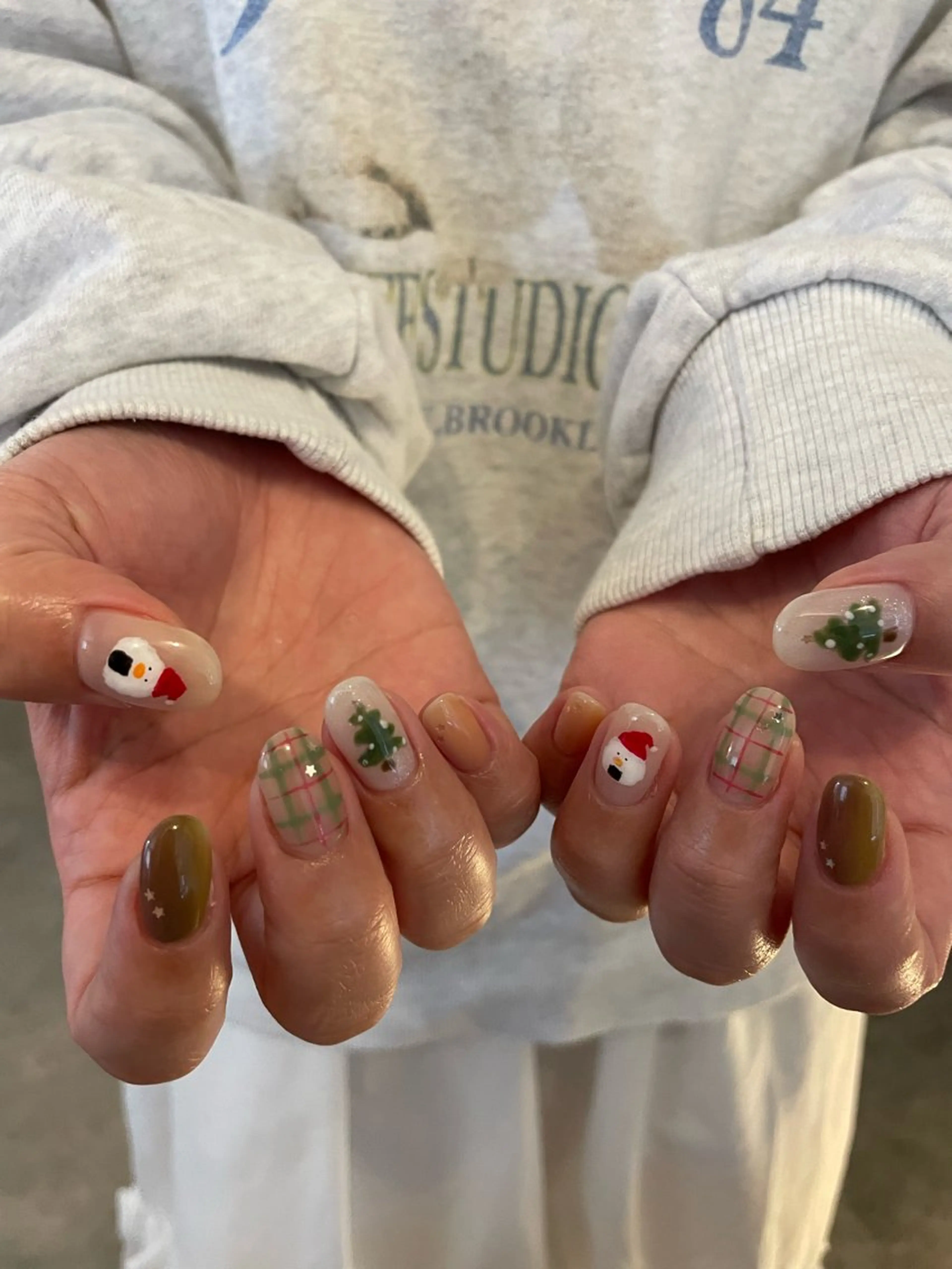 ネイル ハンドネイル roof nailのネイルデザイン