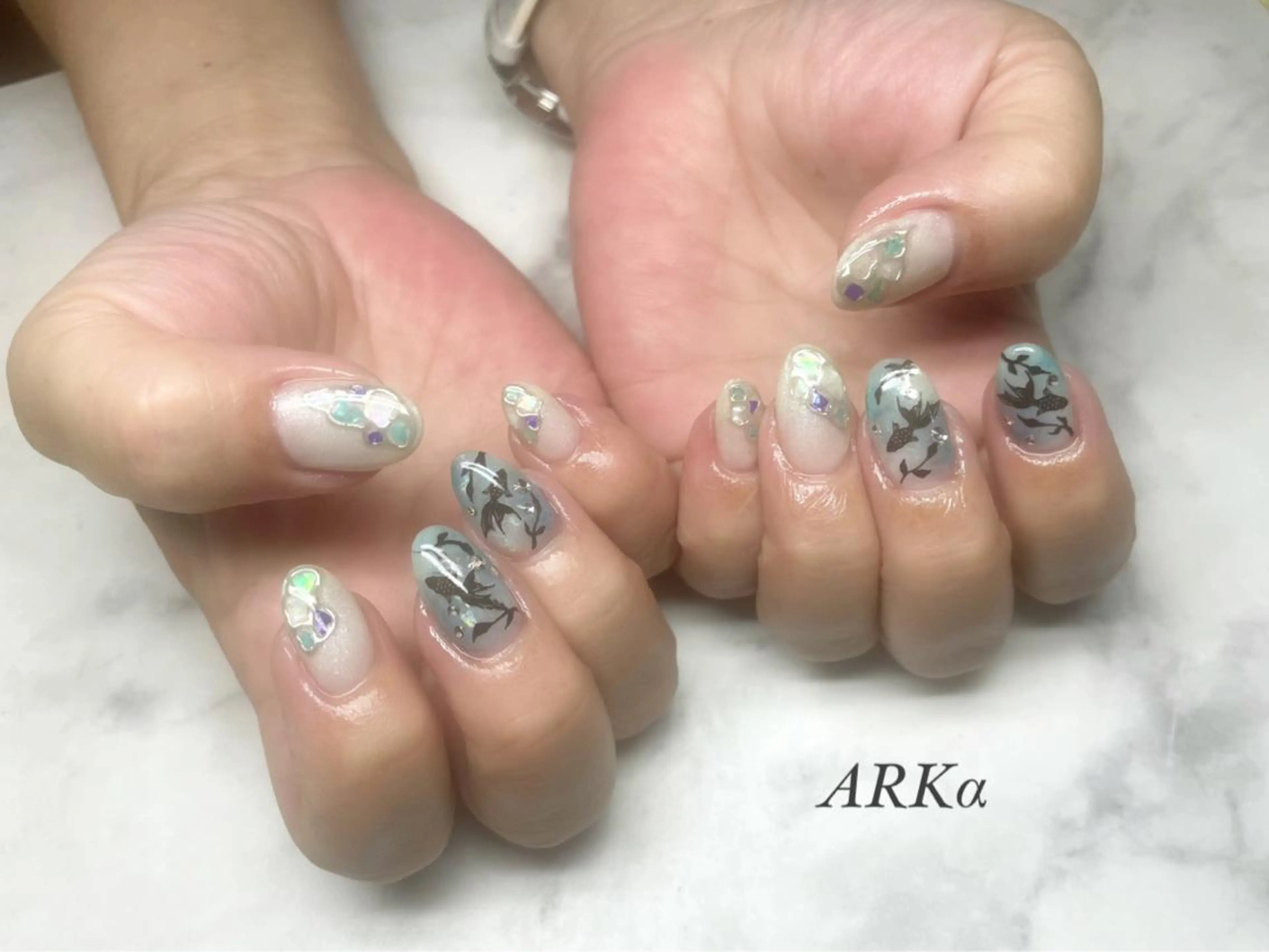 ネイル ミラーネイル ハンドネイル ARKα Nishiのネイルデザイン