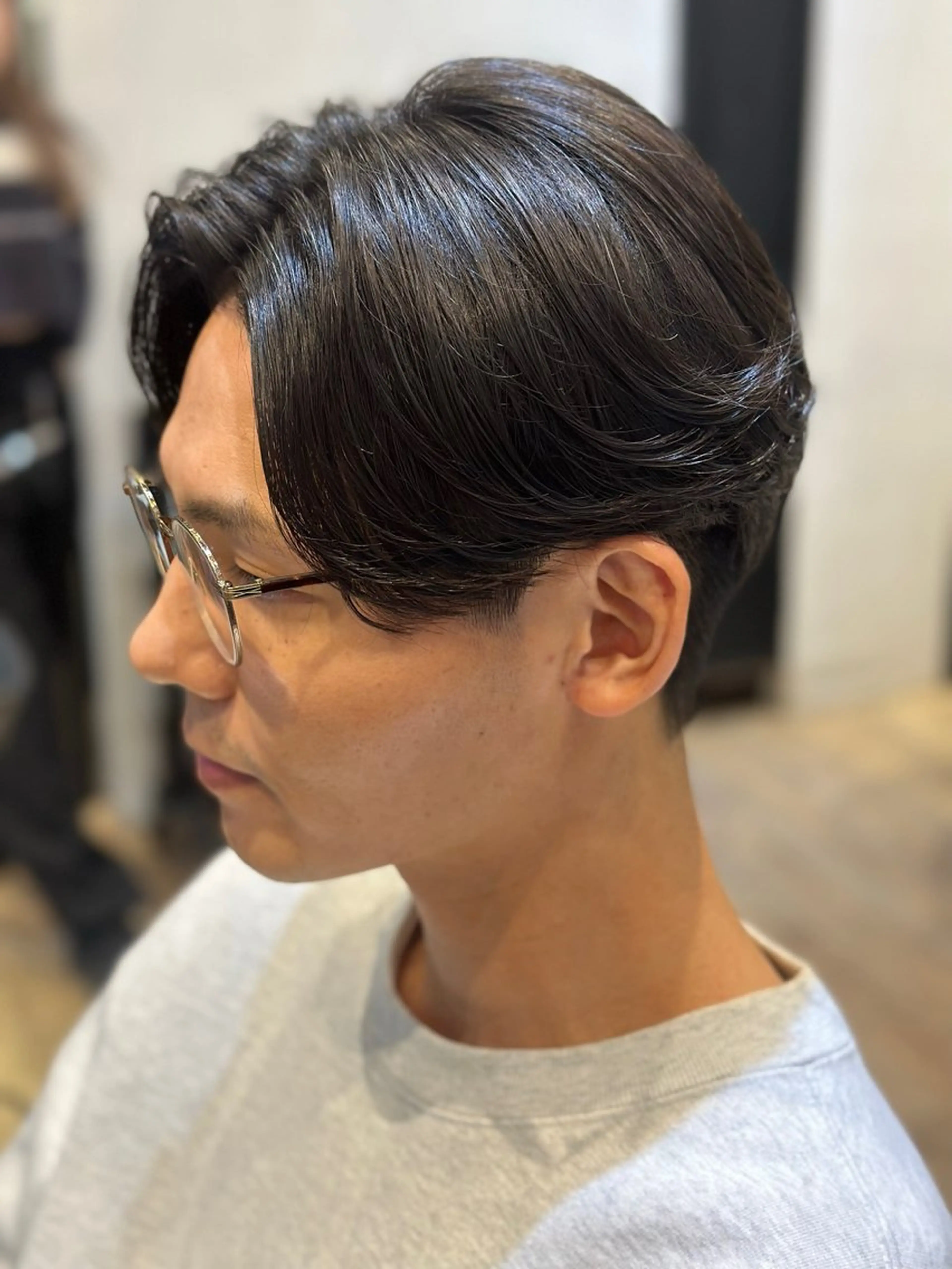 パーマ メンズ 縮毛矯正 10月限定モニター 髪質改善美髪矯正のヘアスタイル