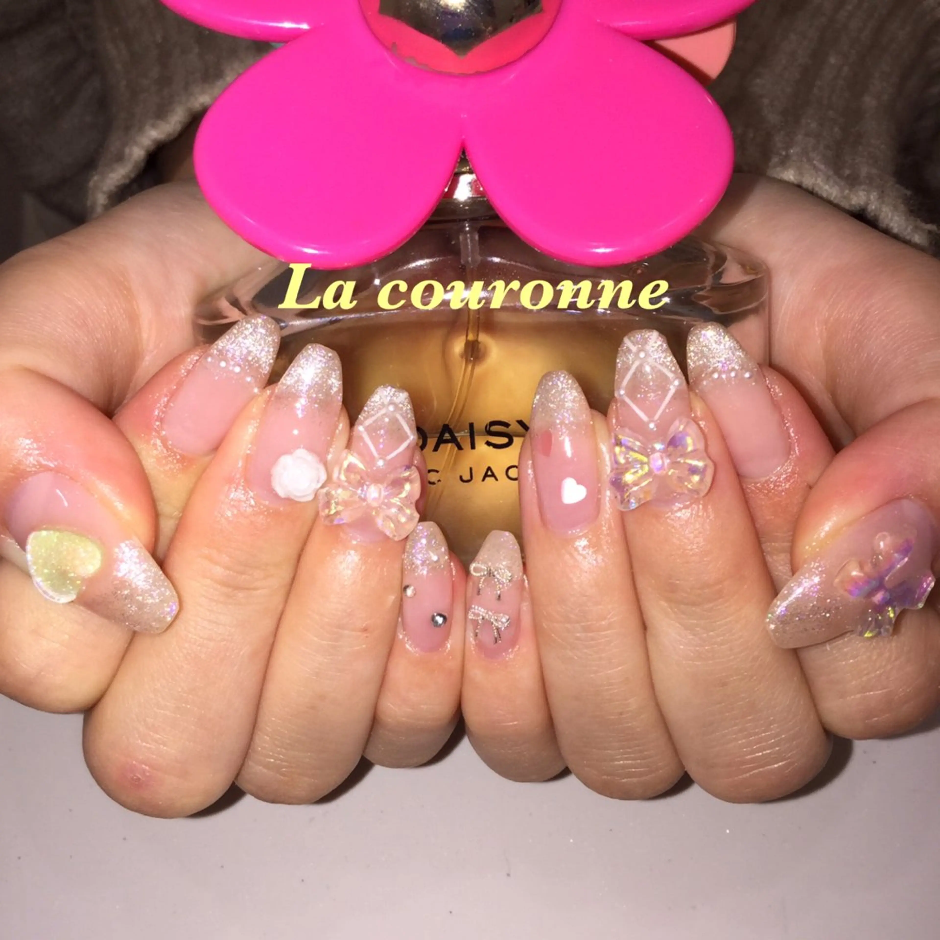 ネイル ハンドネイル Lacouronne NATSUMIのネイルデザイン