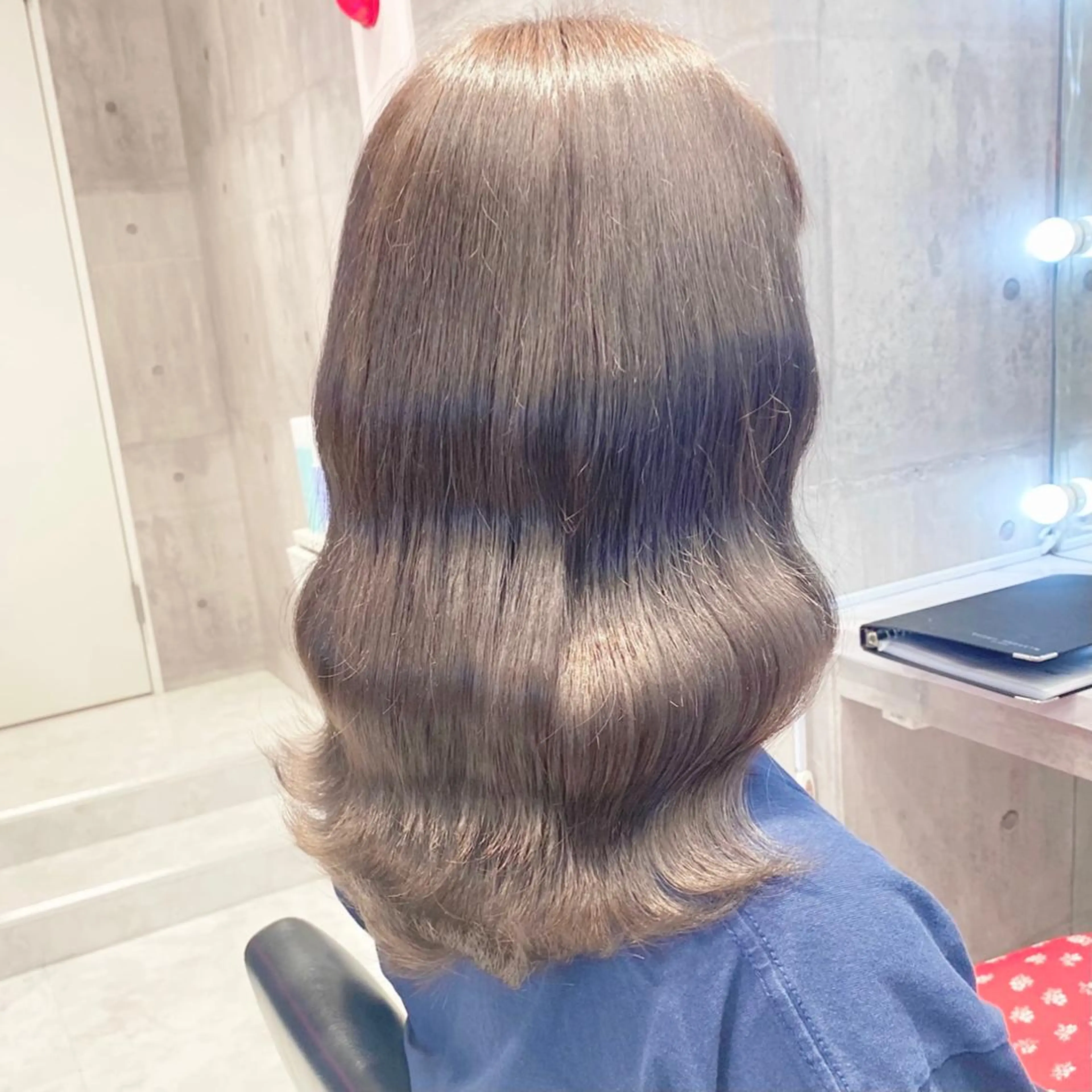 ミディアム カラー ヘアアレンジ メンズ キッズ お悩み解決美容師 💐AMIのヘアスタイル