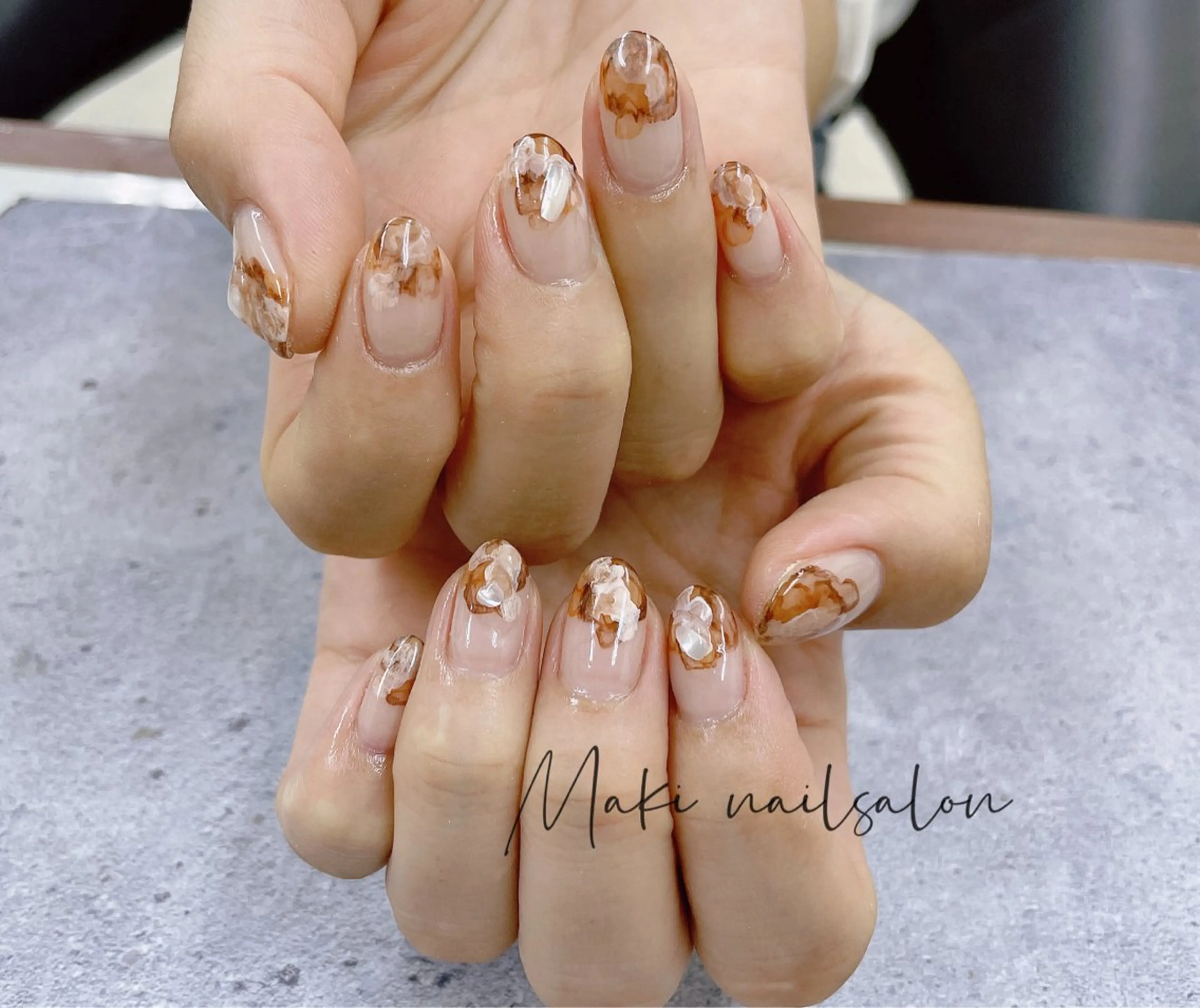 ネイル ハンドネイル マキ ネイルサロンのネイルデザイン
