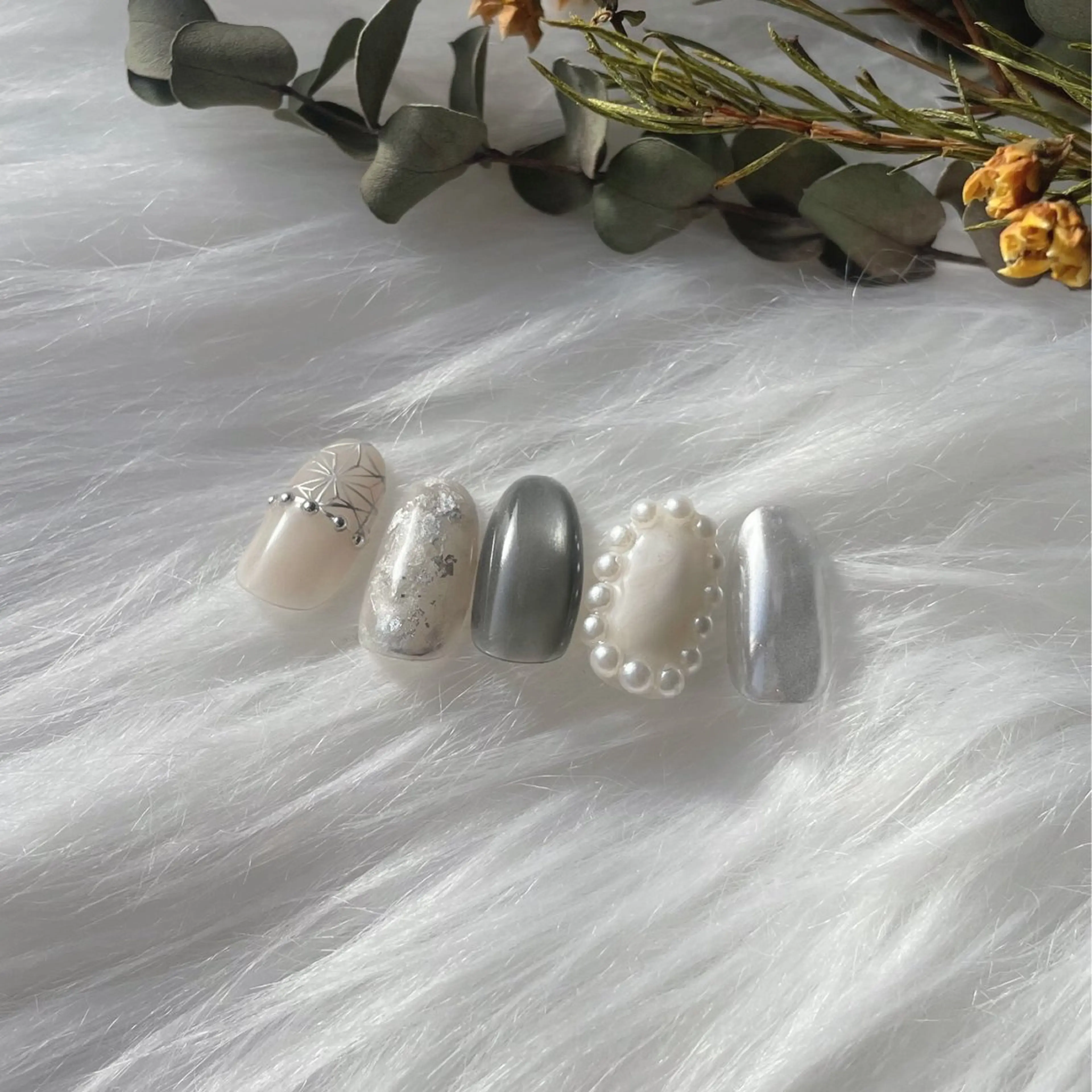 ネイル ブルー 成人式 フレンチネイル キラキラネイル マグネットネイル ハンドネイル timtam --sakiのネイルデザイン