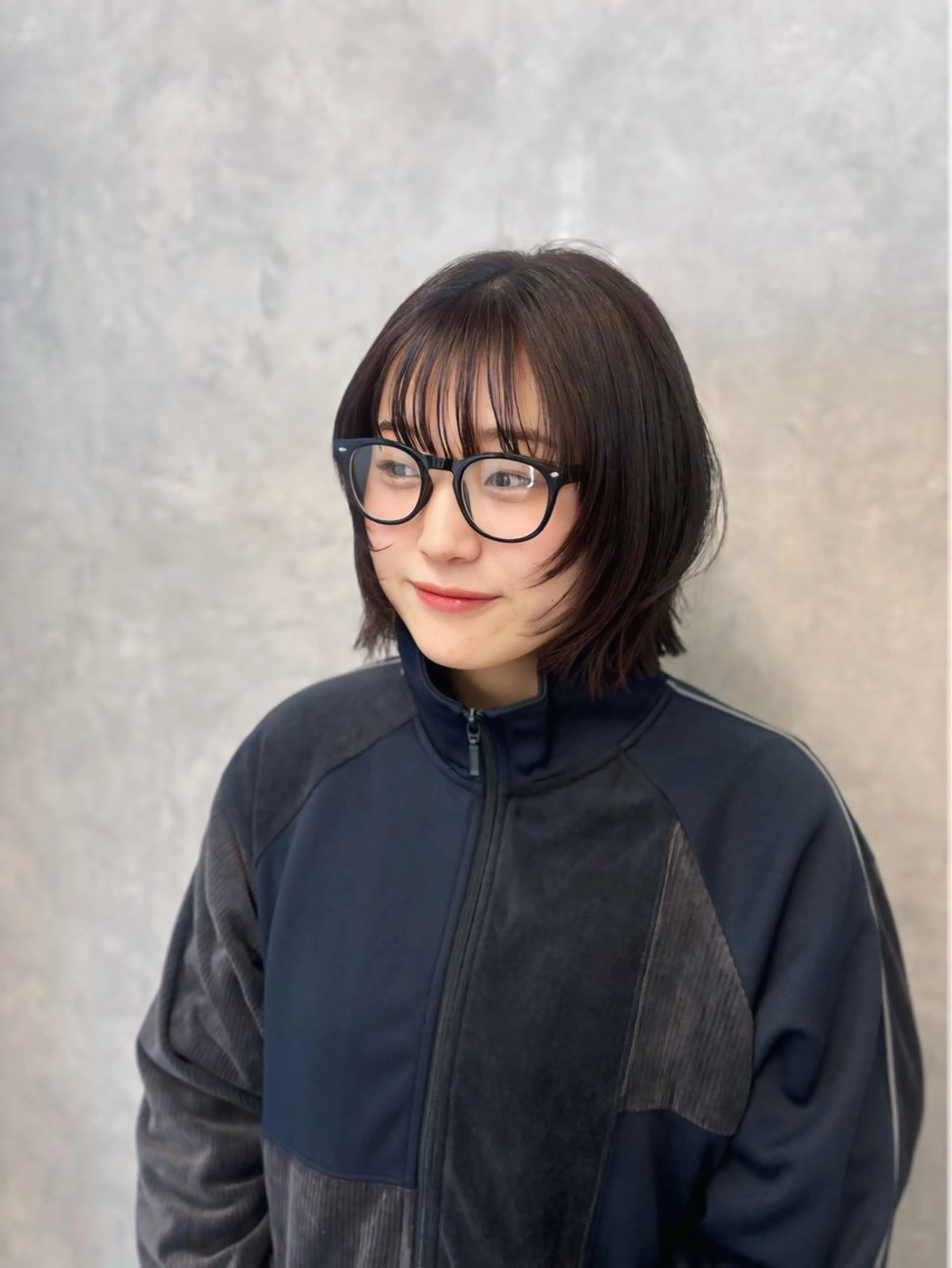 ショート カラー カット ヘアカラー NUMBER_ ユイナのヘアスタイル