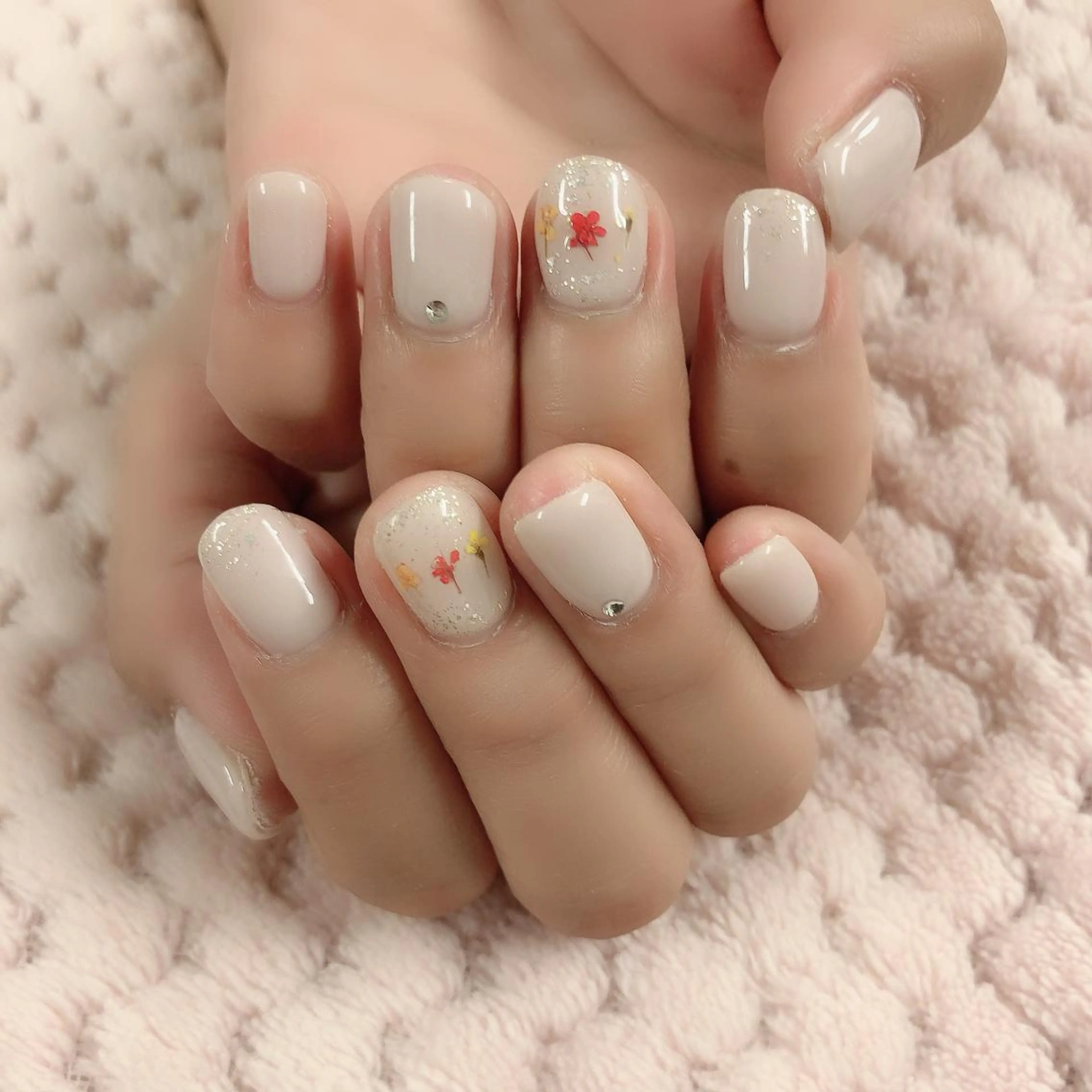 ネイル オフィスネイル ono megumiのネイルデザイン