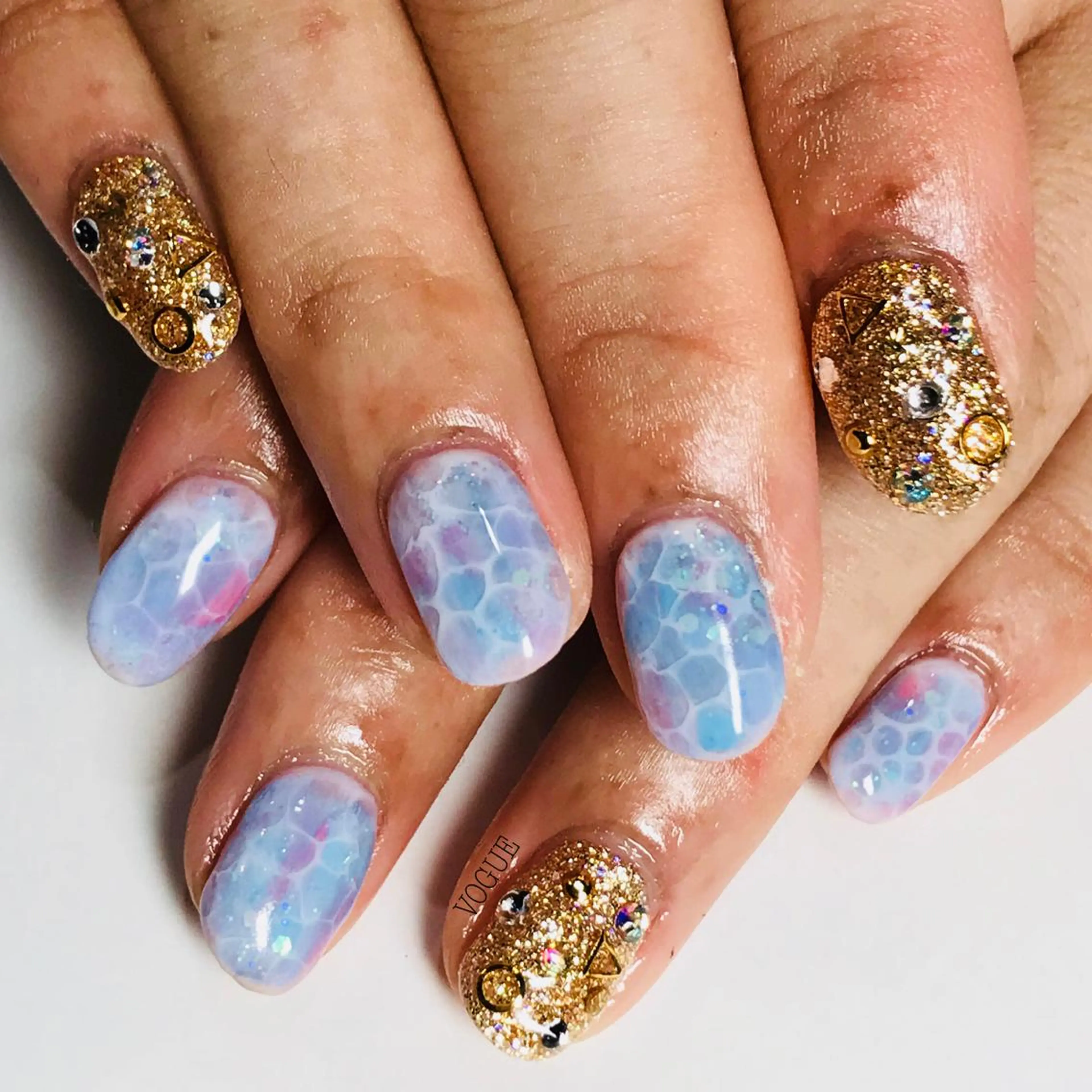 ネイル ハンドネイル VOGUE ×SWANのネイルデザイン