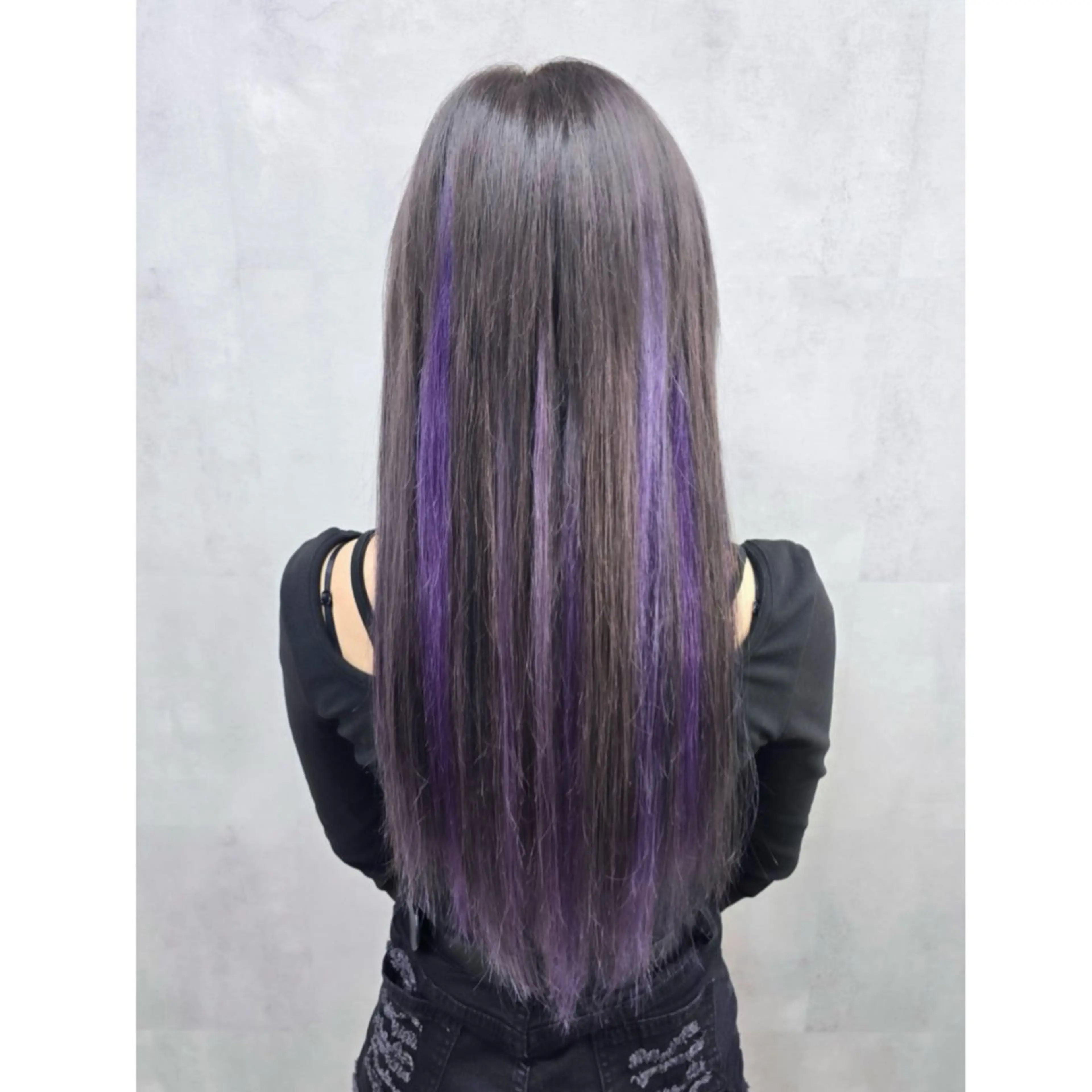 ロング カラー シールエクステ ダークグレー ラベンダーカラー エクステ 編み込みエクステ/ ハイトーン りょすけのヘアスタイル