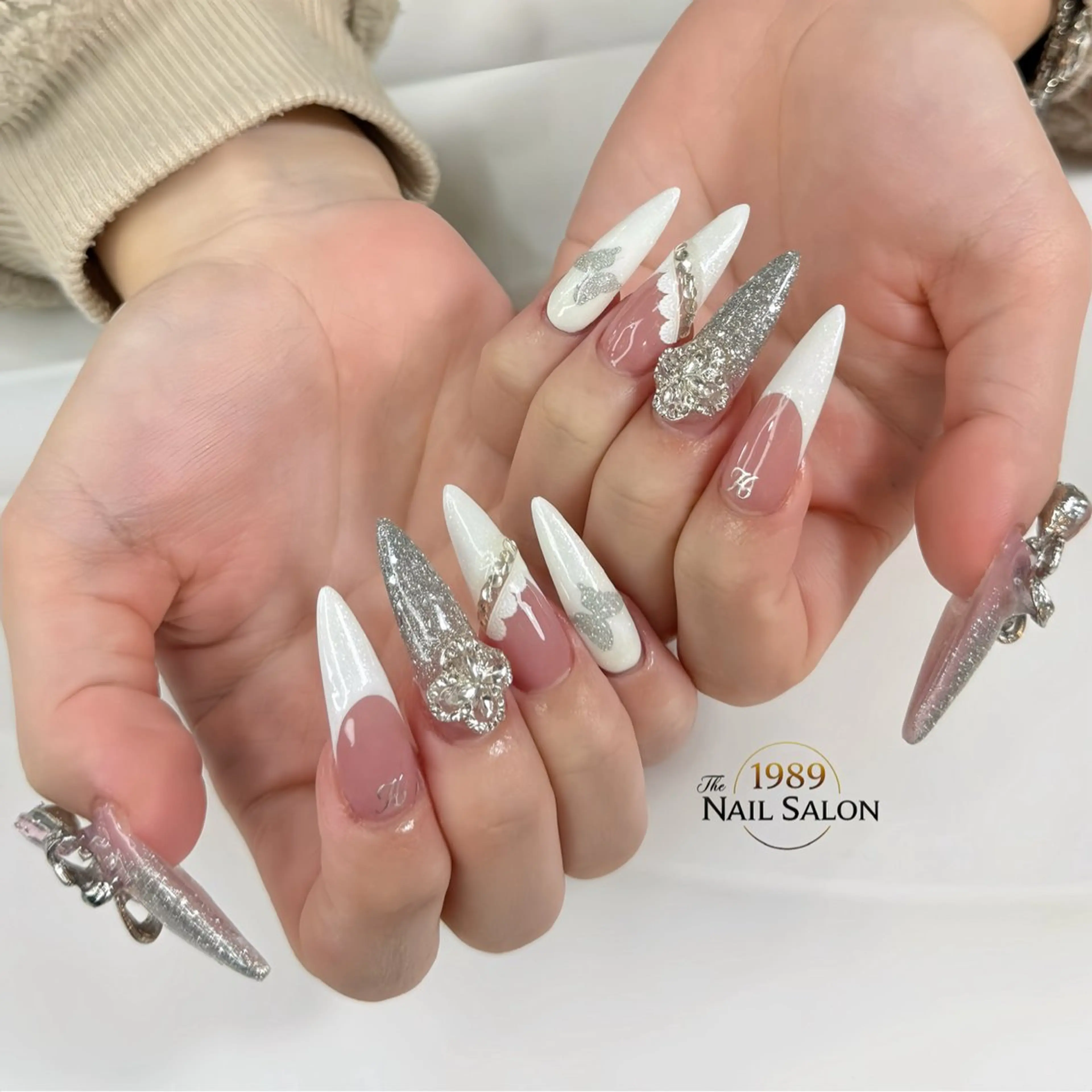 ネイル ハンドネイル The 1989 Nail Salonのネイルデザイン