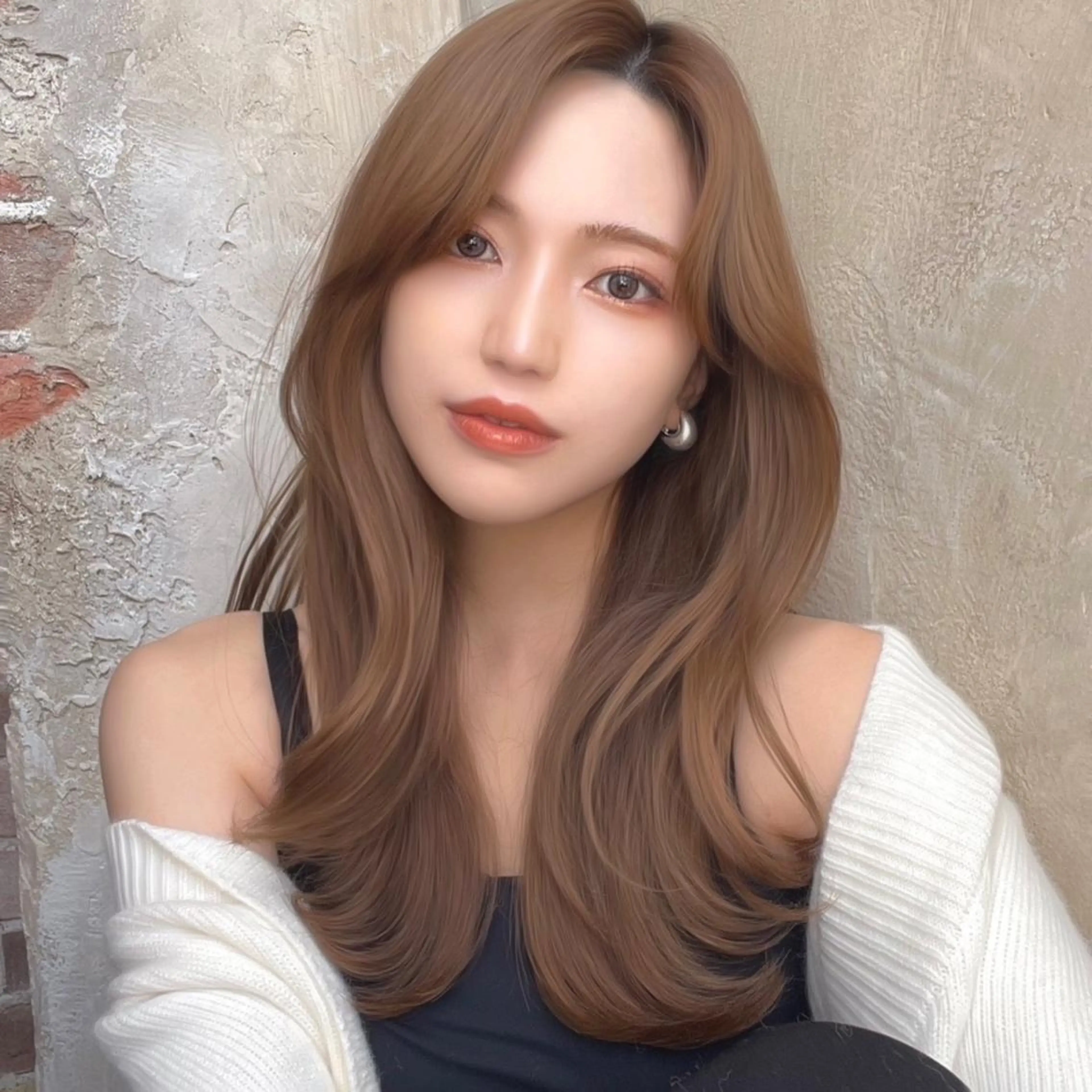 セミロング カラー パーマ ヘアアレンジ イルミナカラー くびれヘア 顔周りカット 髪質改善 韓国風ヘア 日本一の小顔カット/ ボブ/顔周り/韓国のヘアスタイル