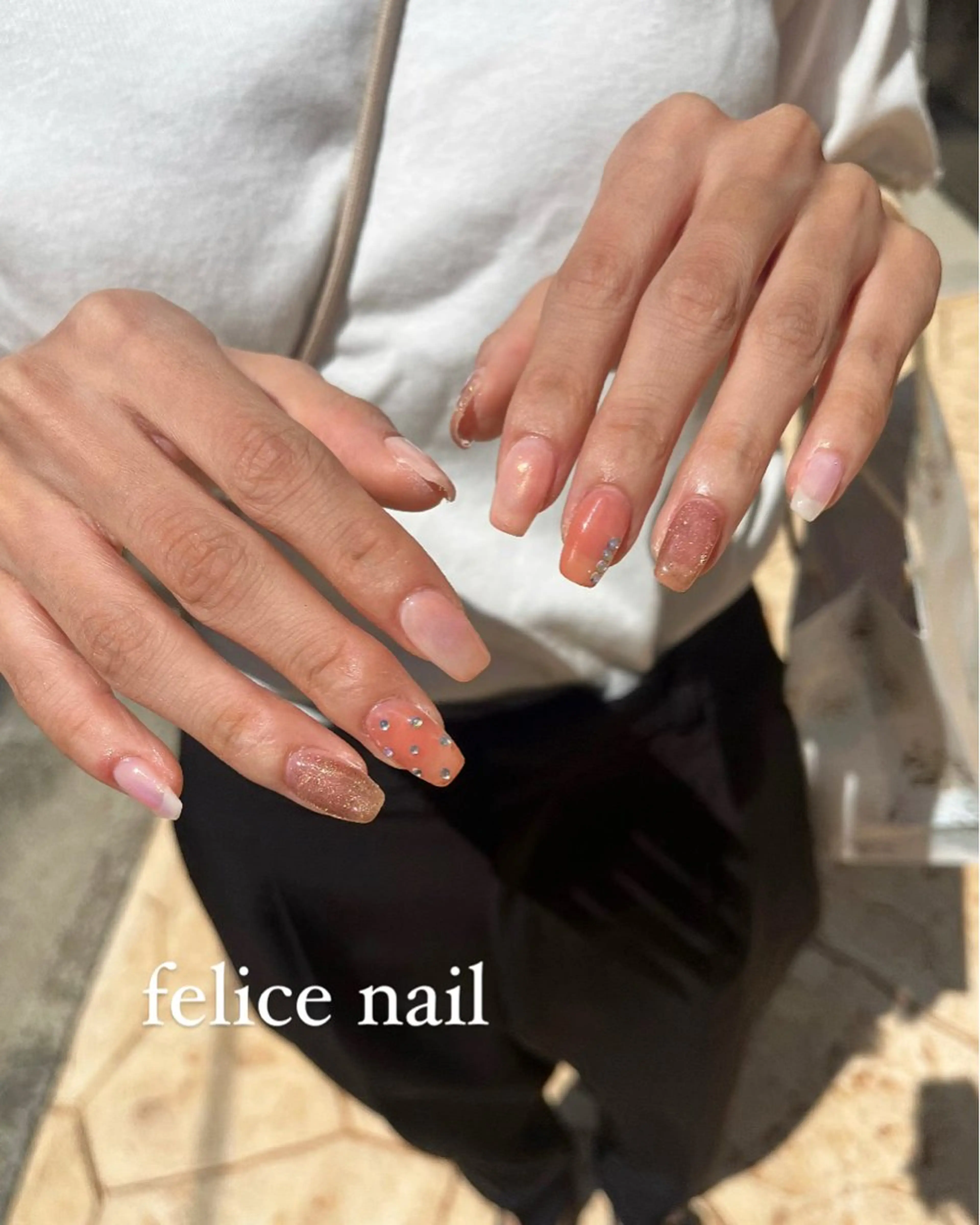 ネイル ドット ジェルネイル ニュアンスネイル パラジェル ストーンネイル felice nailのネイルデザイン