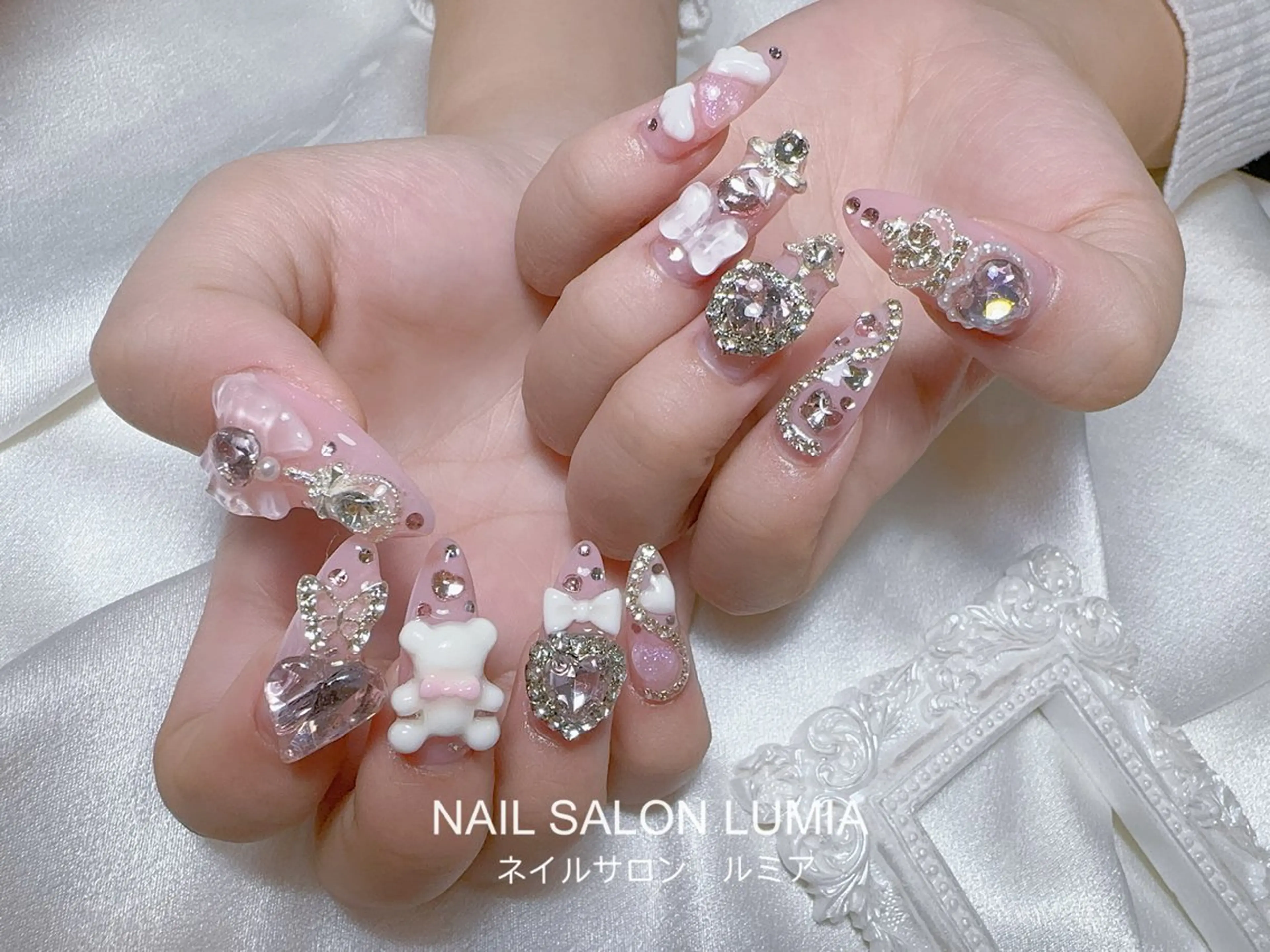 ネイル ハンドネイル ネイルサロン ルミア Lumia 店長のネイルデザイン