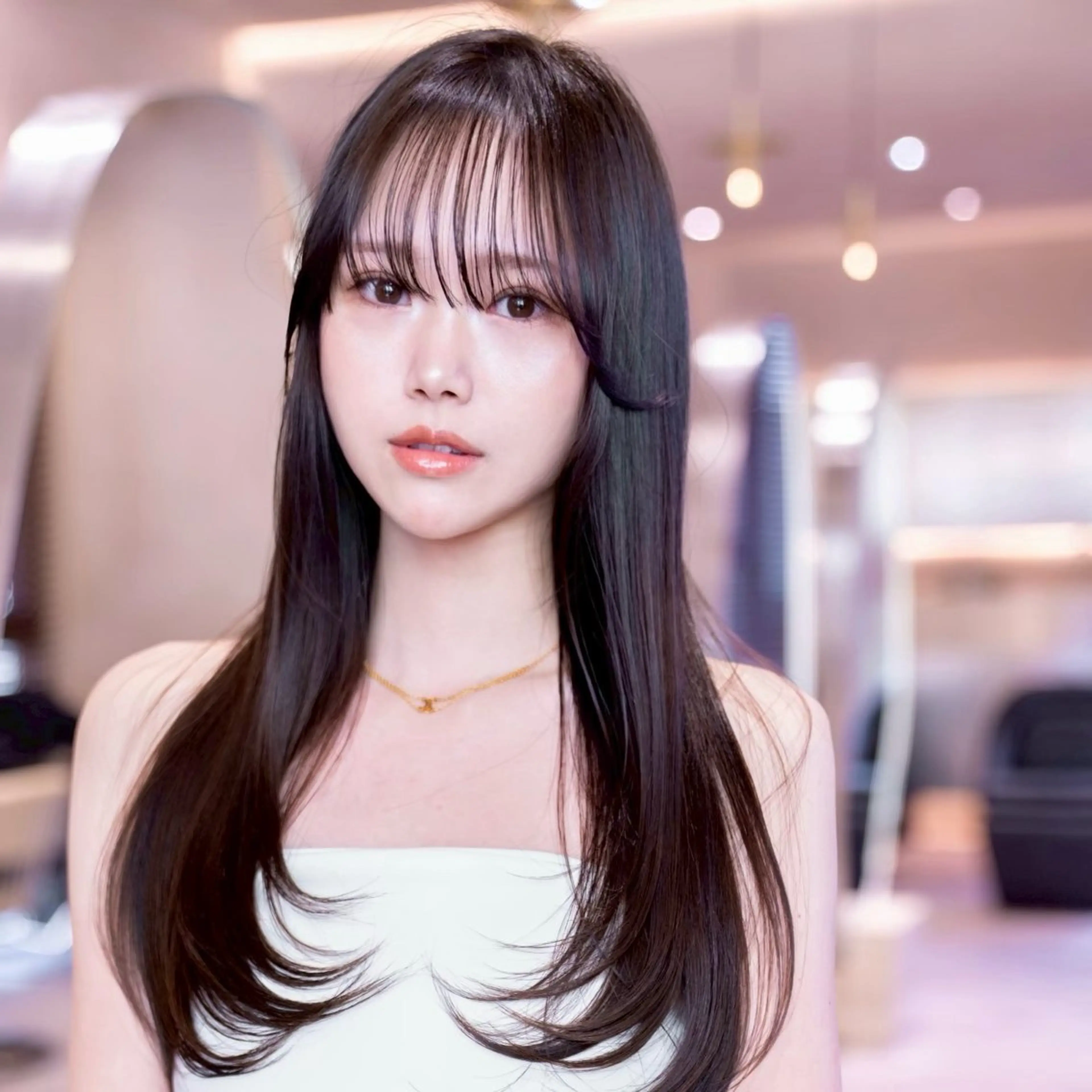 ロング カラー 顔周りカット ハッシュカット 髪質改善 レイヤーカット ブリーチカラー/渋谷 /髪質改善/shinのヘアスタイル