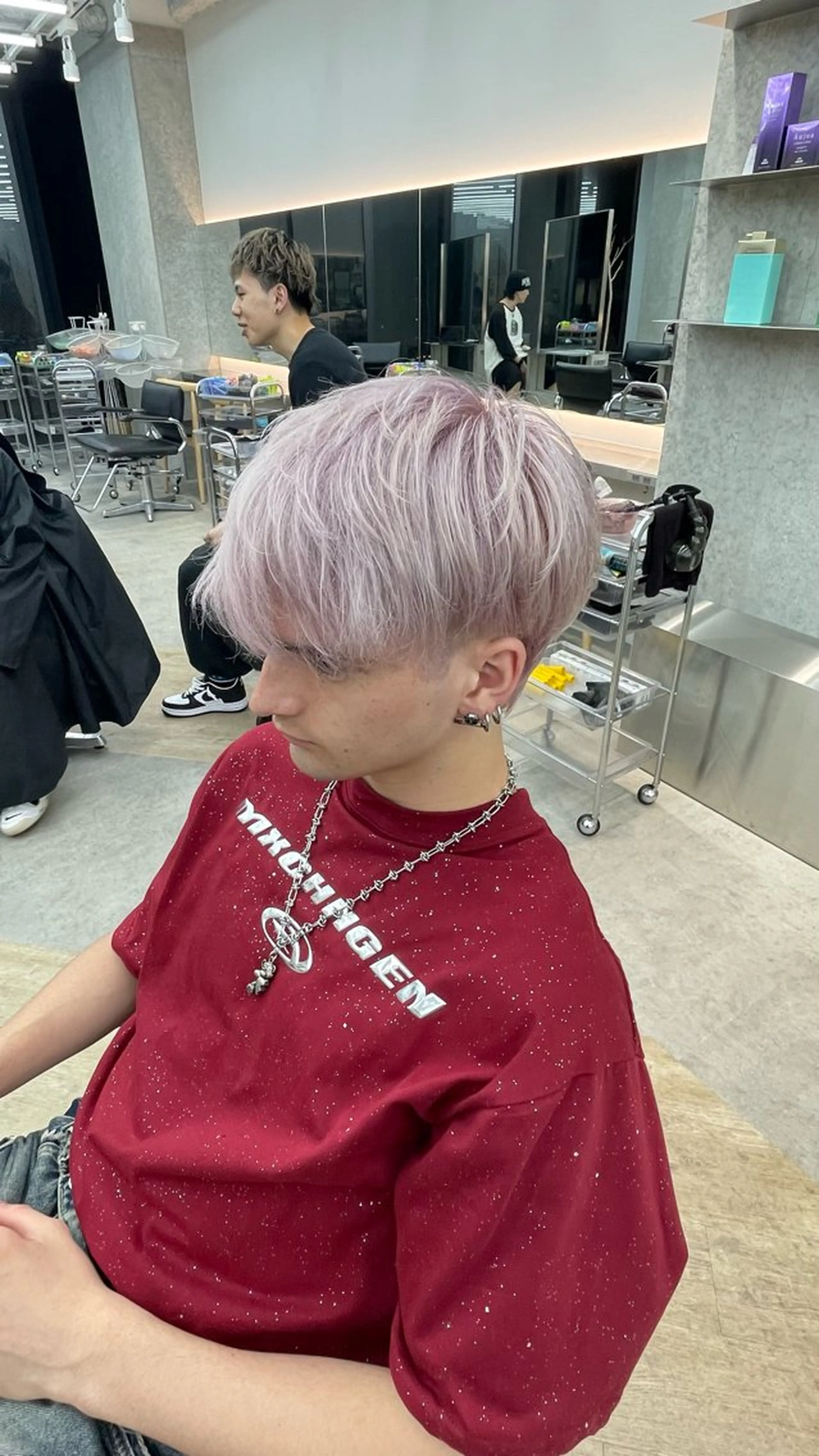 ショート カラー パーマ メンズ キッズ メンズハイトーン ハイトーンカラー ピンクカラー 栄💗レイヤーカット ｜パーマ｜haruのヘアスタイル