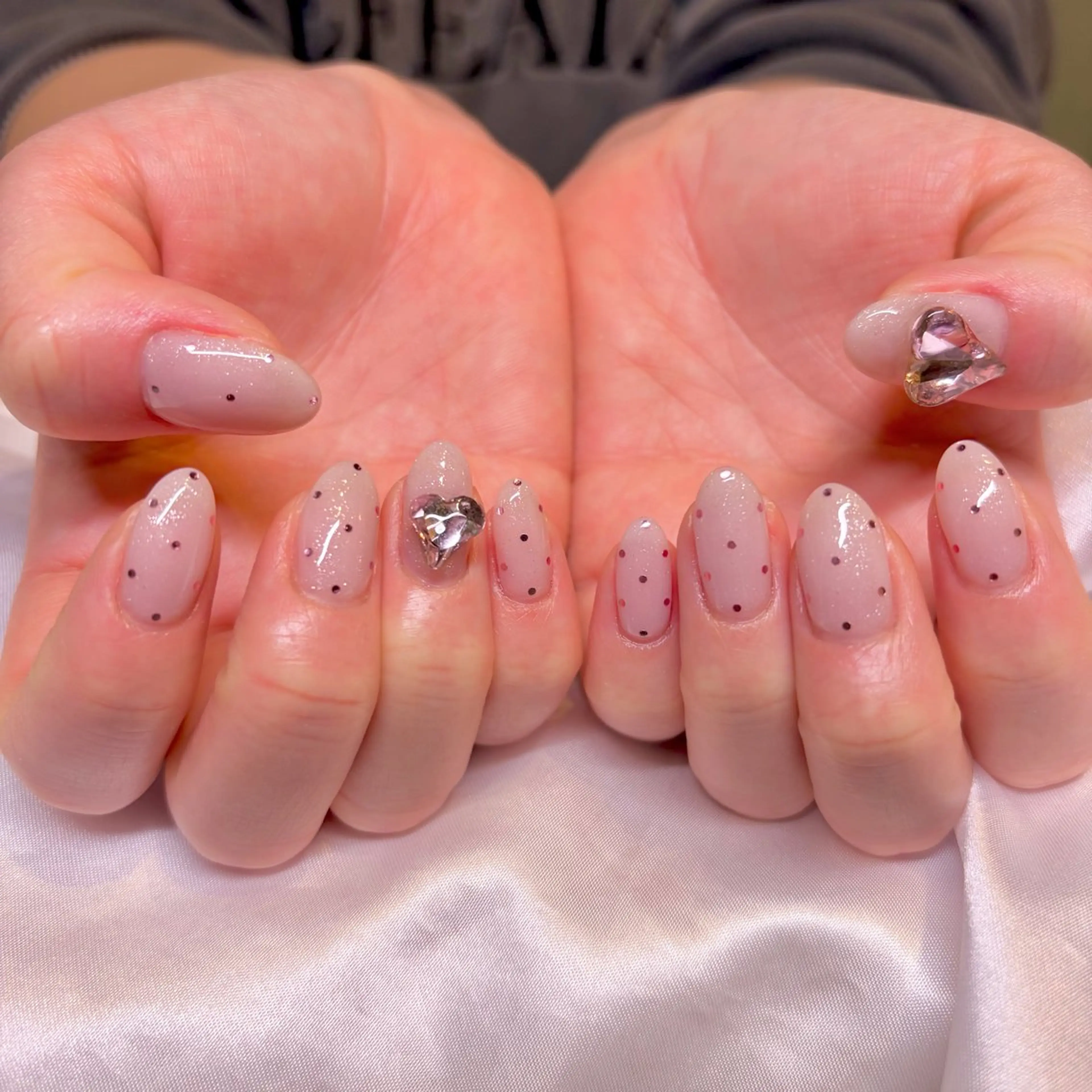 ネイル ドット ハート ハンドネイル nail salon e'mu💐のネイルデザイン