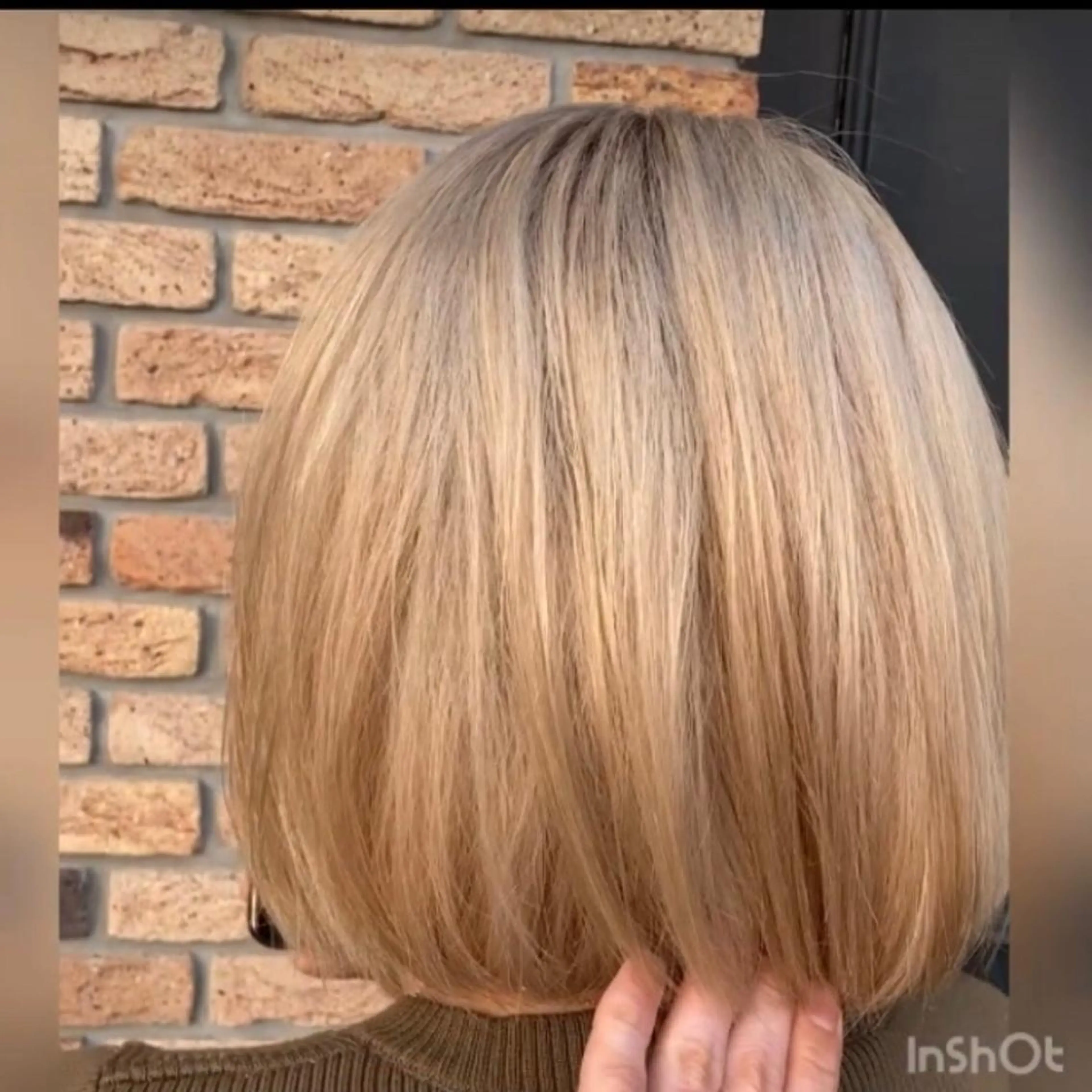 ミディアム カラー tonie所属・藤原 凌兵のヘアスタイル