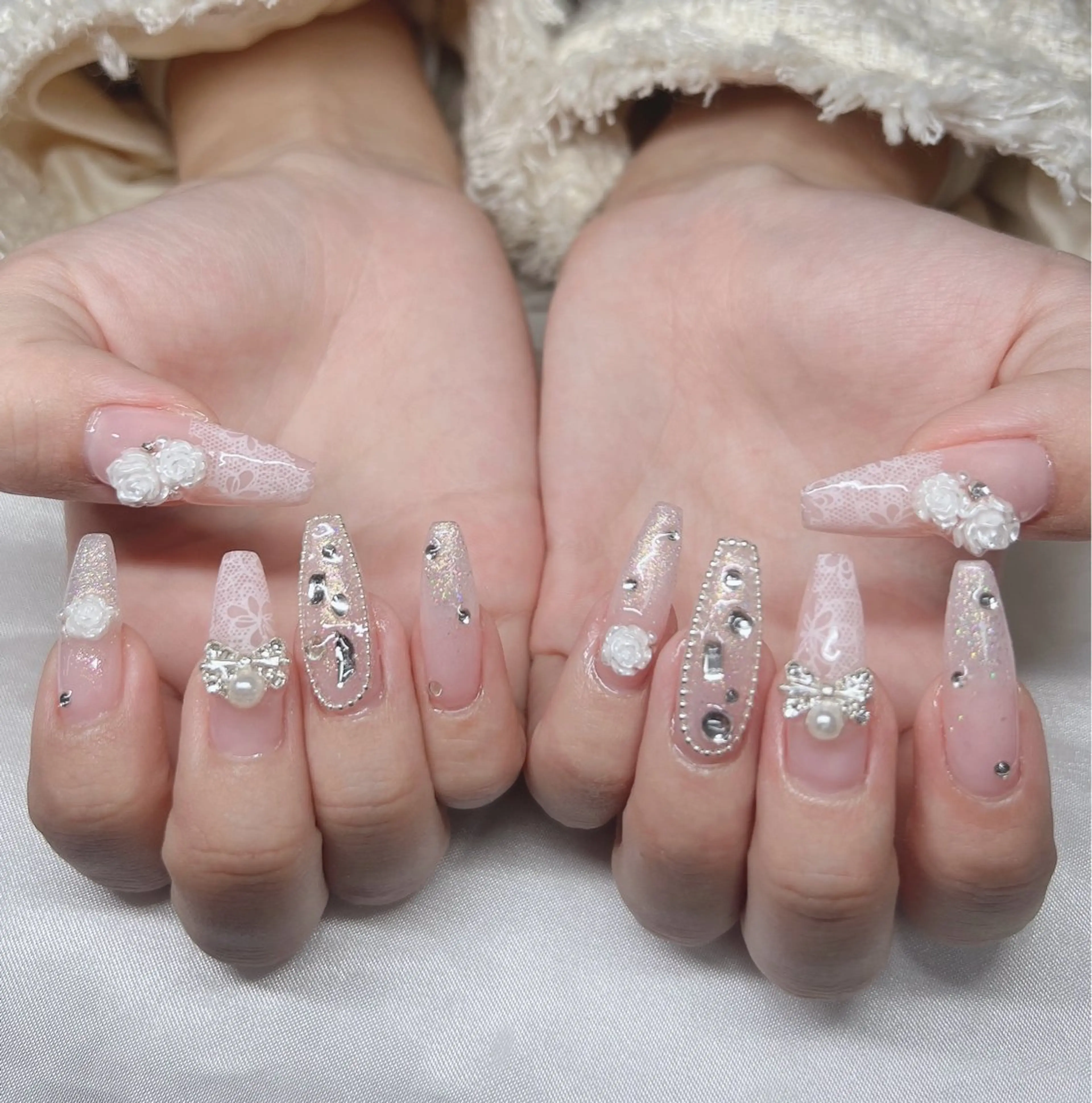 ネイル オーロラネイル チークネイル 長さ出し フットネイル フレンチネイル ハンドネイル Lee Nails チップ長さだし専門店のネイルデザイン