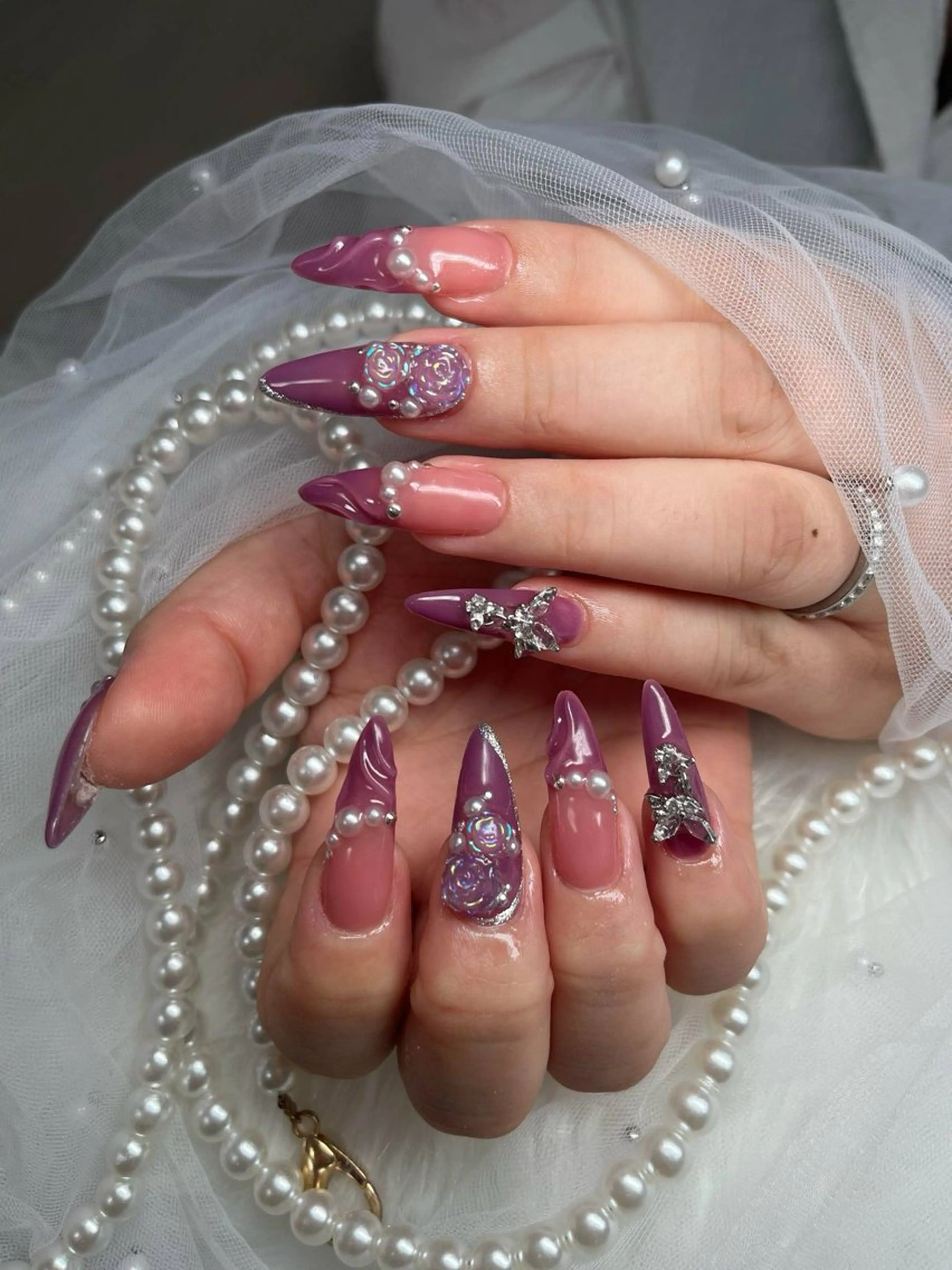 ネイル フレンチネイル ジェルネイル ガラスフレンチ ハロウィン ハート ハンドネイル H.baby Nail Salonのネイルデザイン