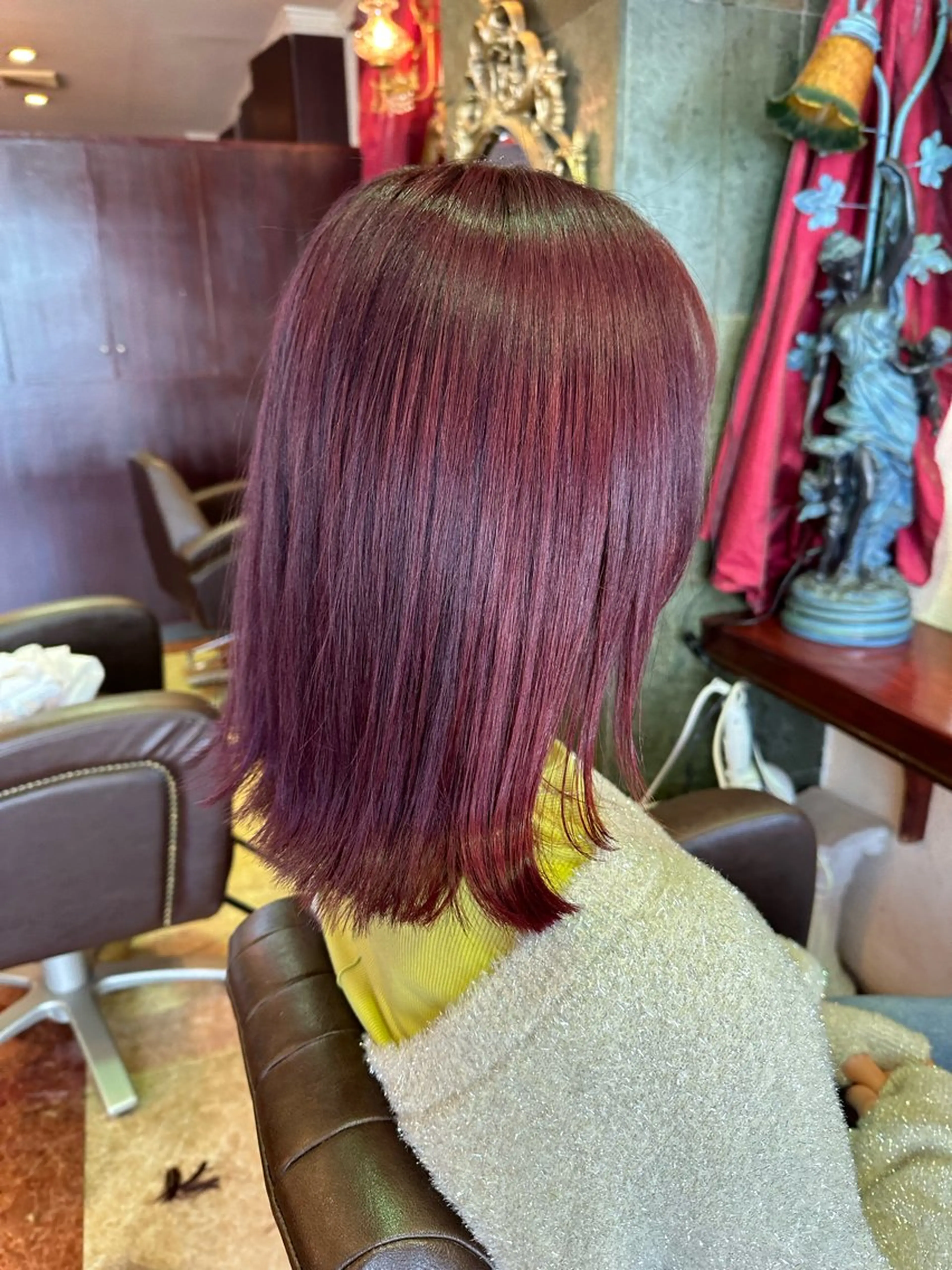 ミディアム ヘアカラー トリートメント 【美髪矯正 /髪質改善】RINのヘアスタイル