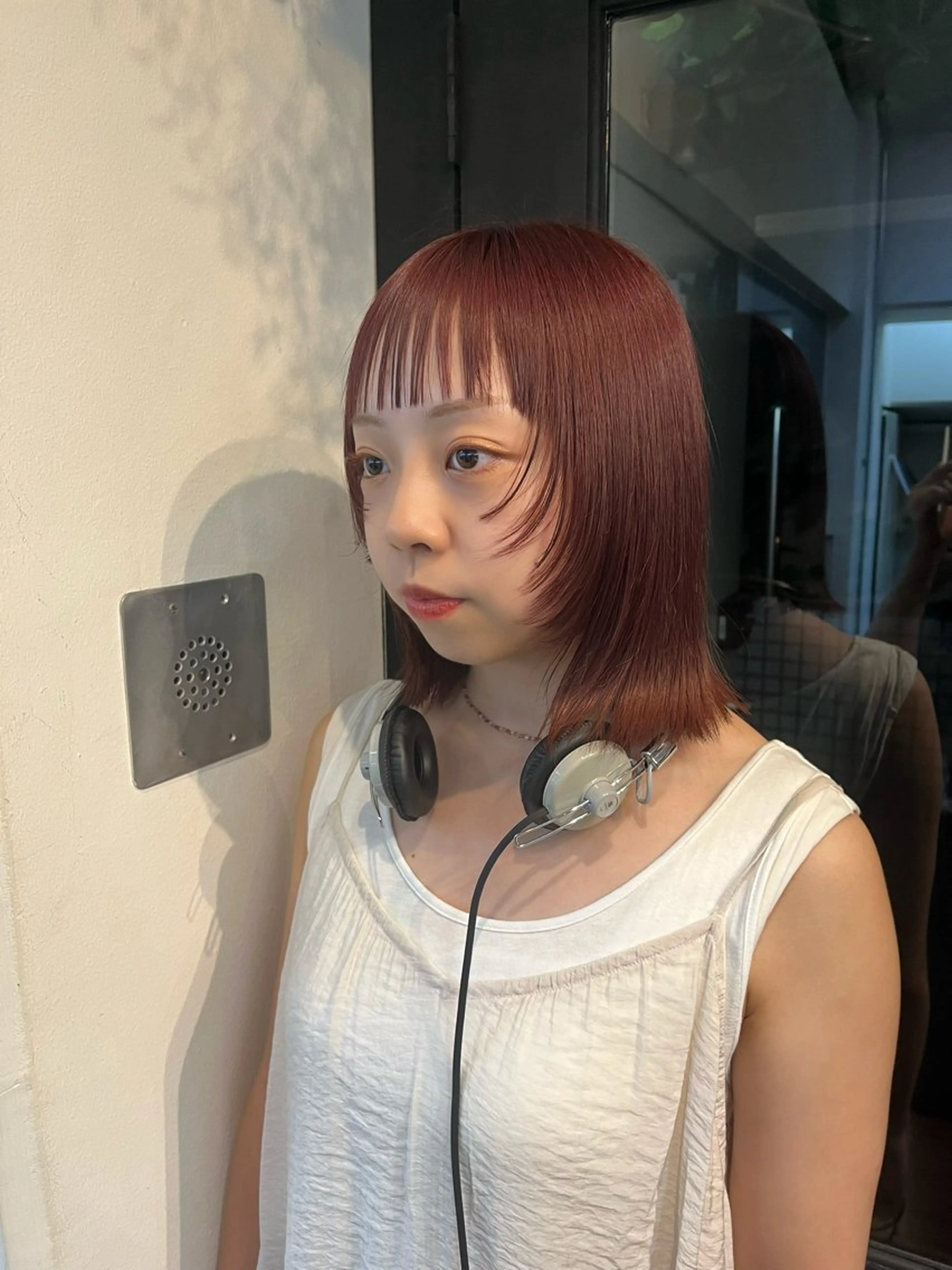 ミディアム カラー 顔まわりレイヤー レイヤーカット ウルフカット Airi 韓国y2k ボブパーマのヘアスタイル