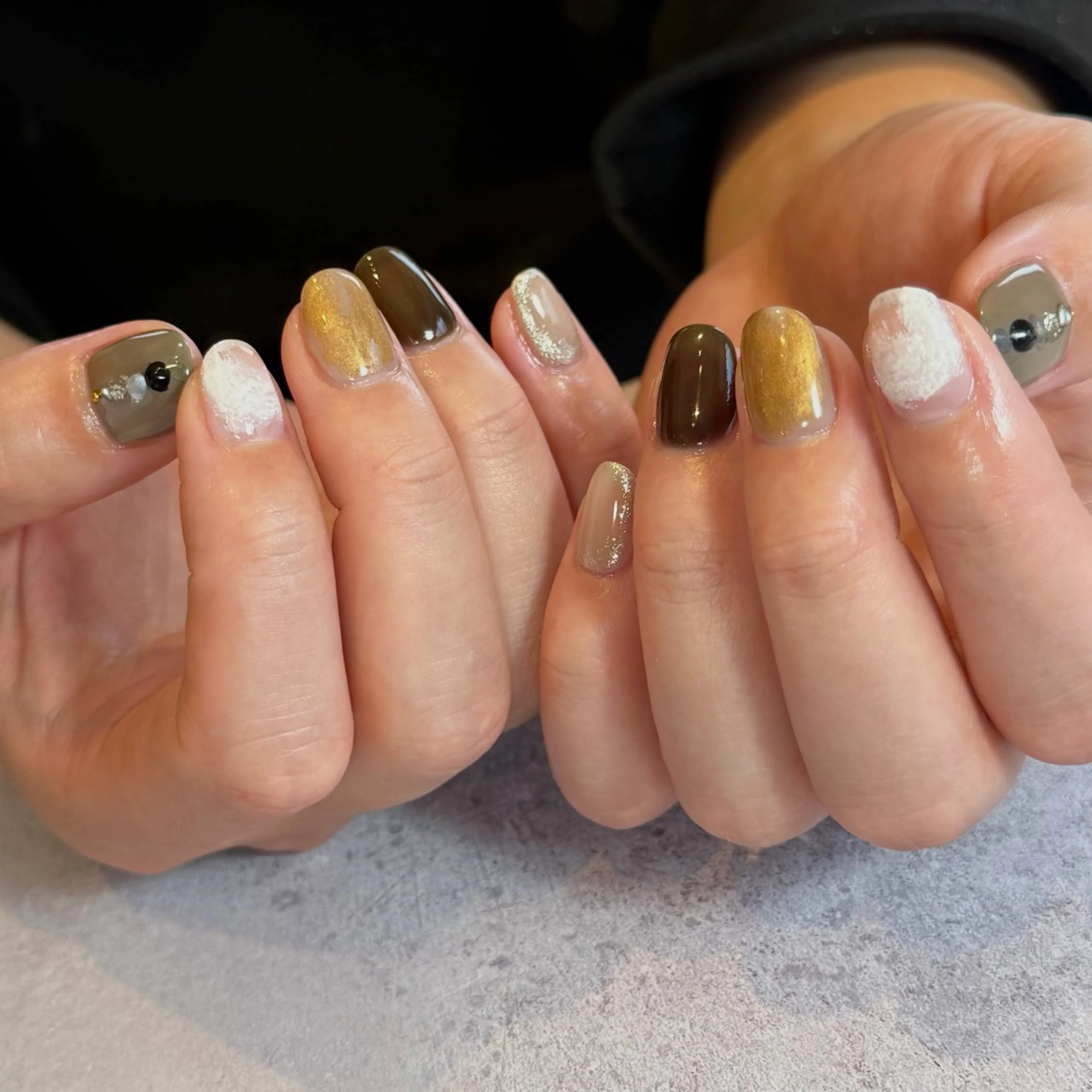 ネイル クリアネイル フラッシュネイル フラッシュマグ フレンチネイル マグネットネイル Luana nailのネイルデザイン
