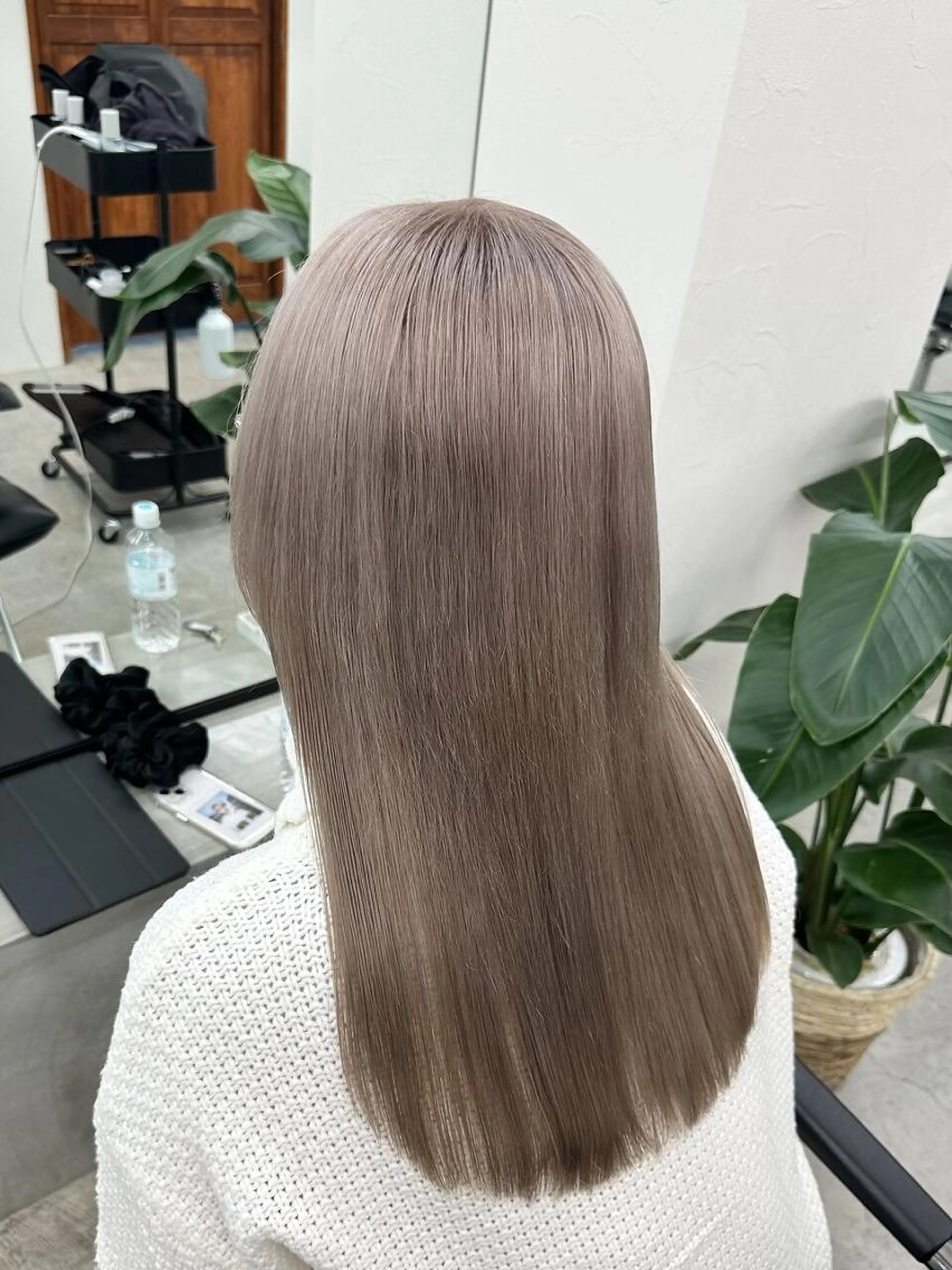 【🎀ご新規様限定🎀】ケアブリーチ+フルカラー+トリートメント+メンテナンスカットの写真