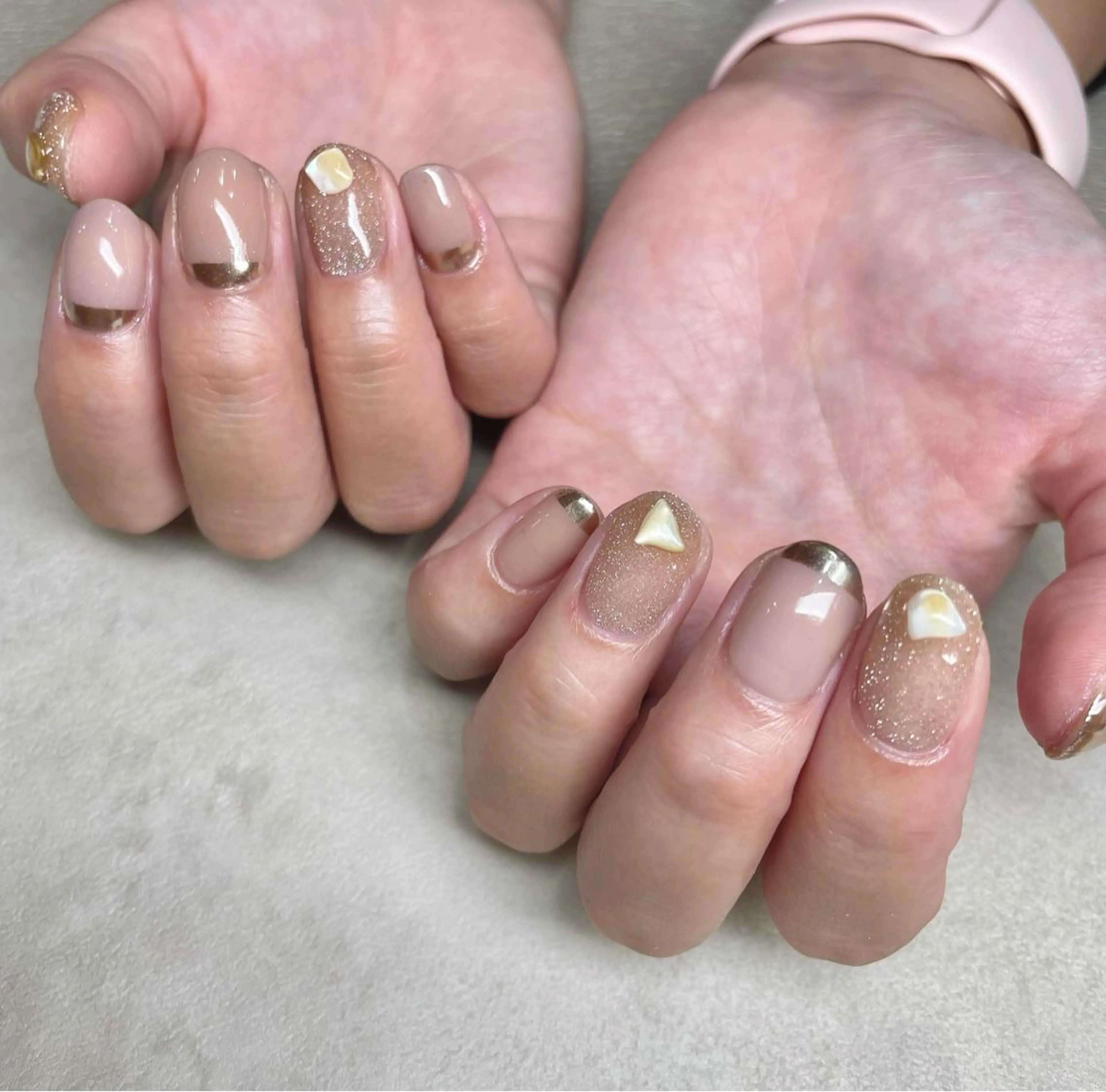 ネイル フラッシュネイル ジェルネイル オフィスネイル ハンドネイル フットネイル with hues AYAのネイルデザイン