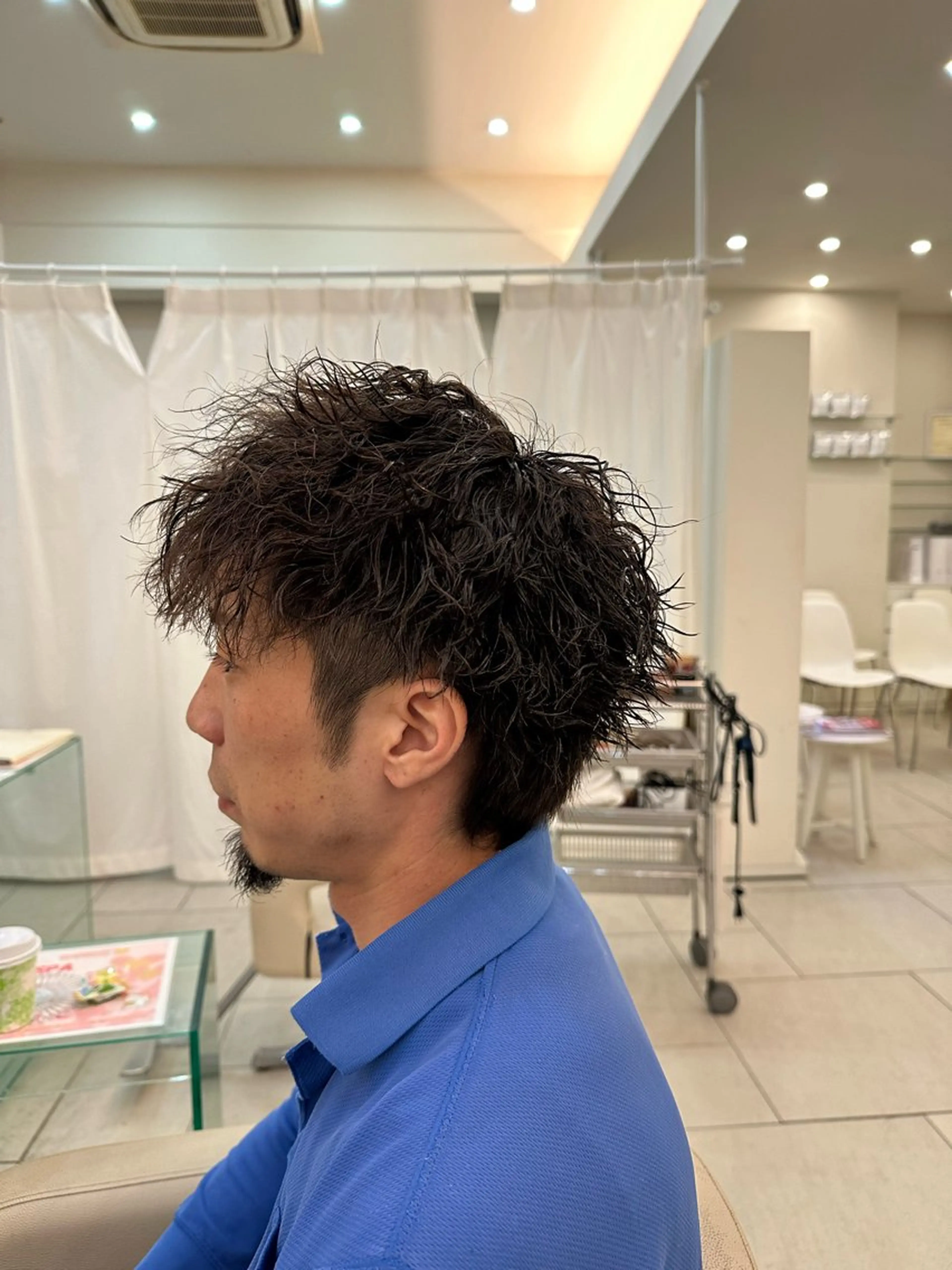 メンズ メンズ特化/メンズ パーマ/ハイトーンのヘアスタイル