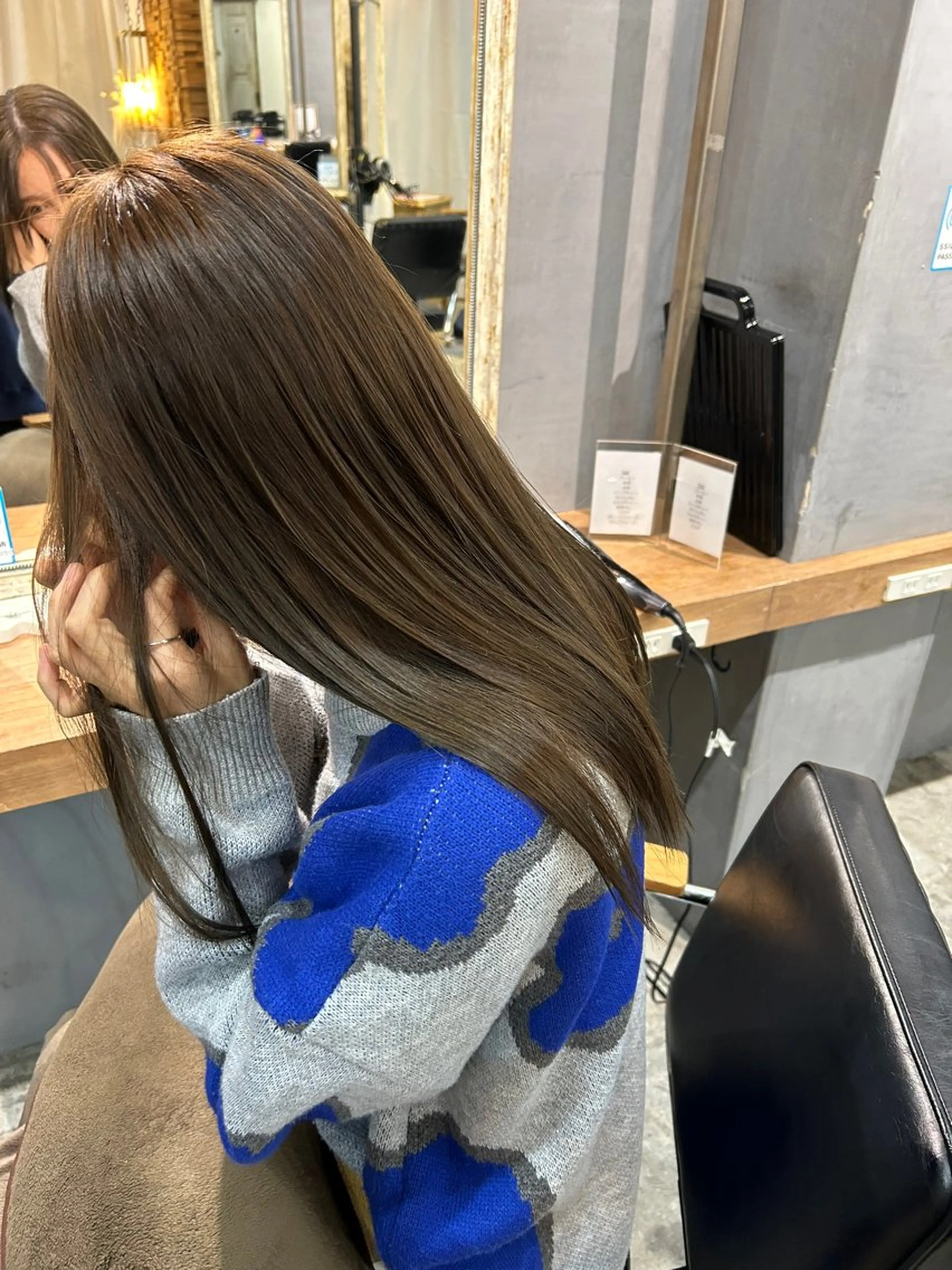 【初回限定】 似合わせカット+透明感ブリーチ無しWカラー+COTAトリートメントの写真