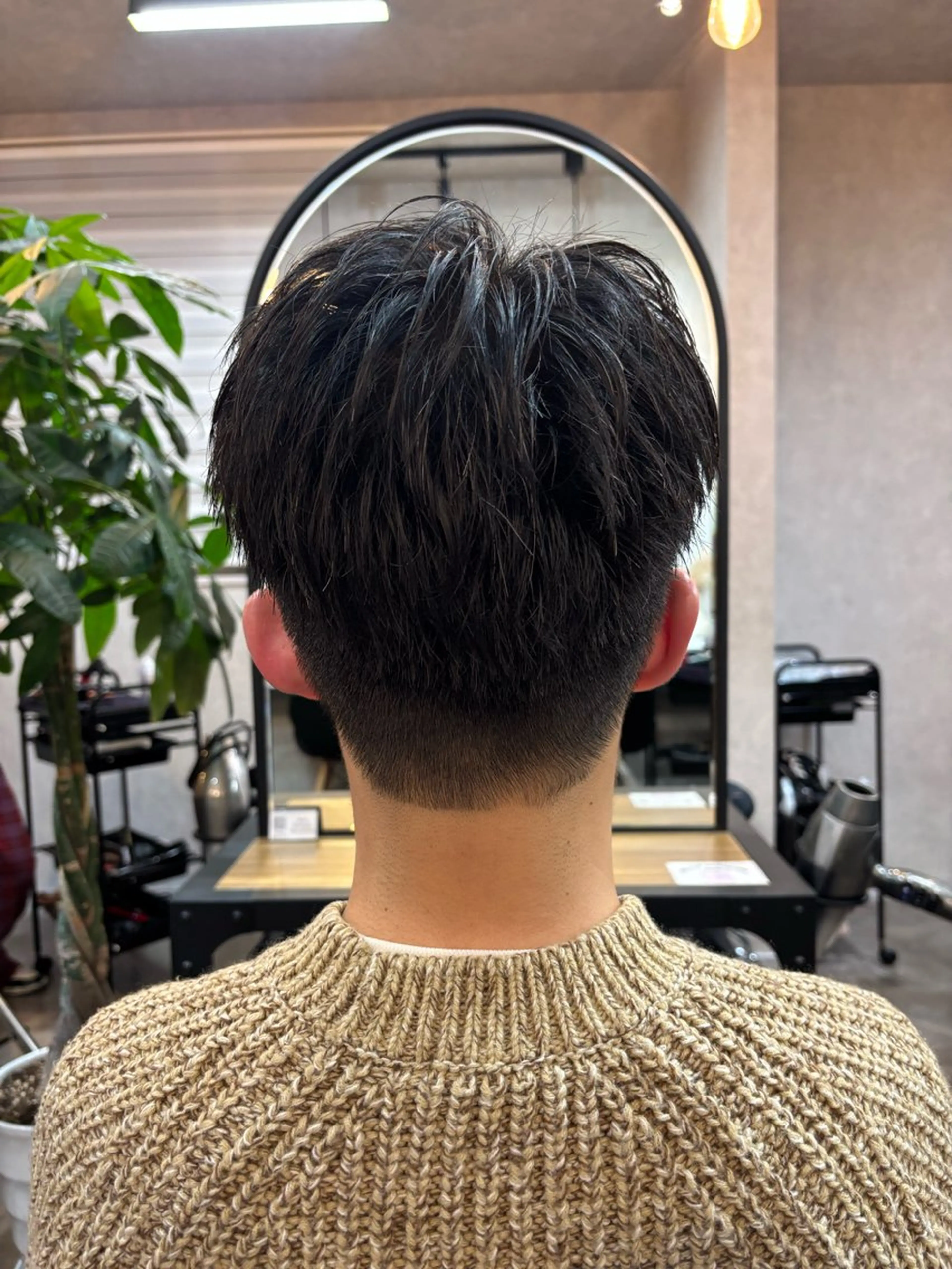 ショート メンズ 似合わせカット カット 💜髪質改善/ 艶カラー/ミナ🩷のヘアスタイル