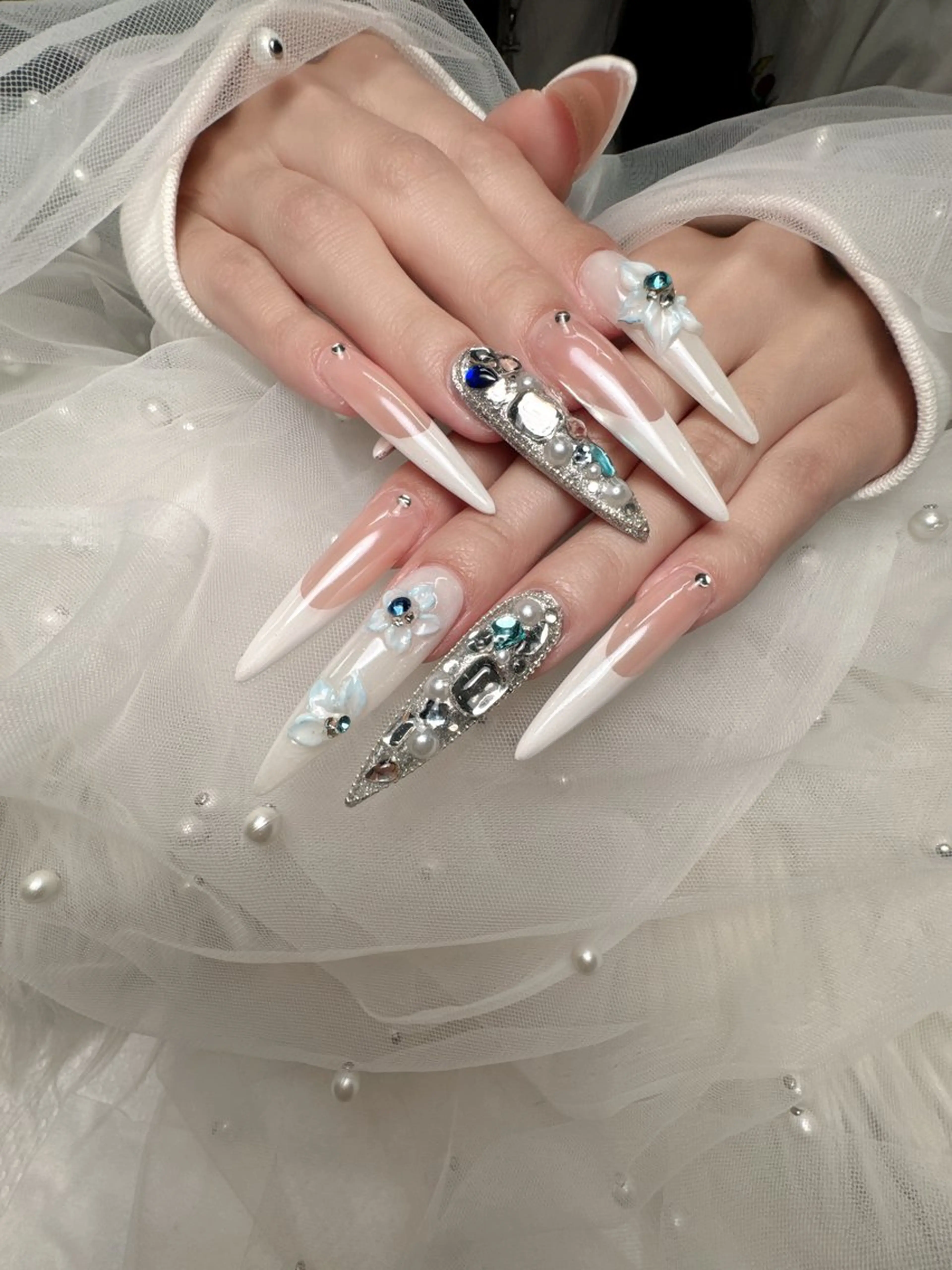 ネイル ハンドネイル EN salon💅 🦋もり💕のネイルデザイン