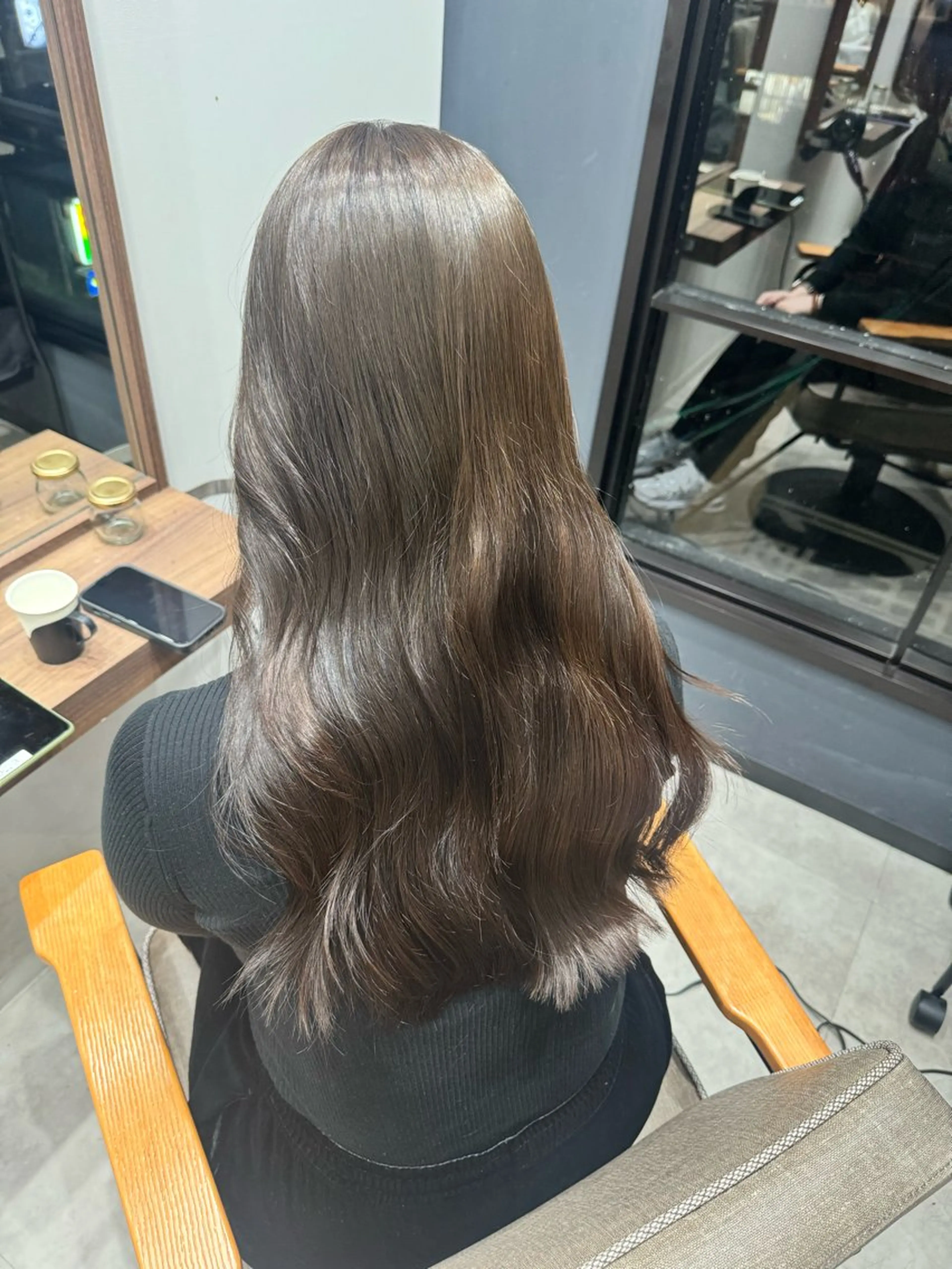 ロング ヘアカラー トリートメント 難波 茜のヘアスタイル