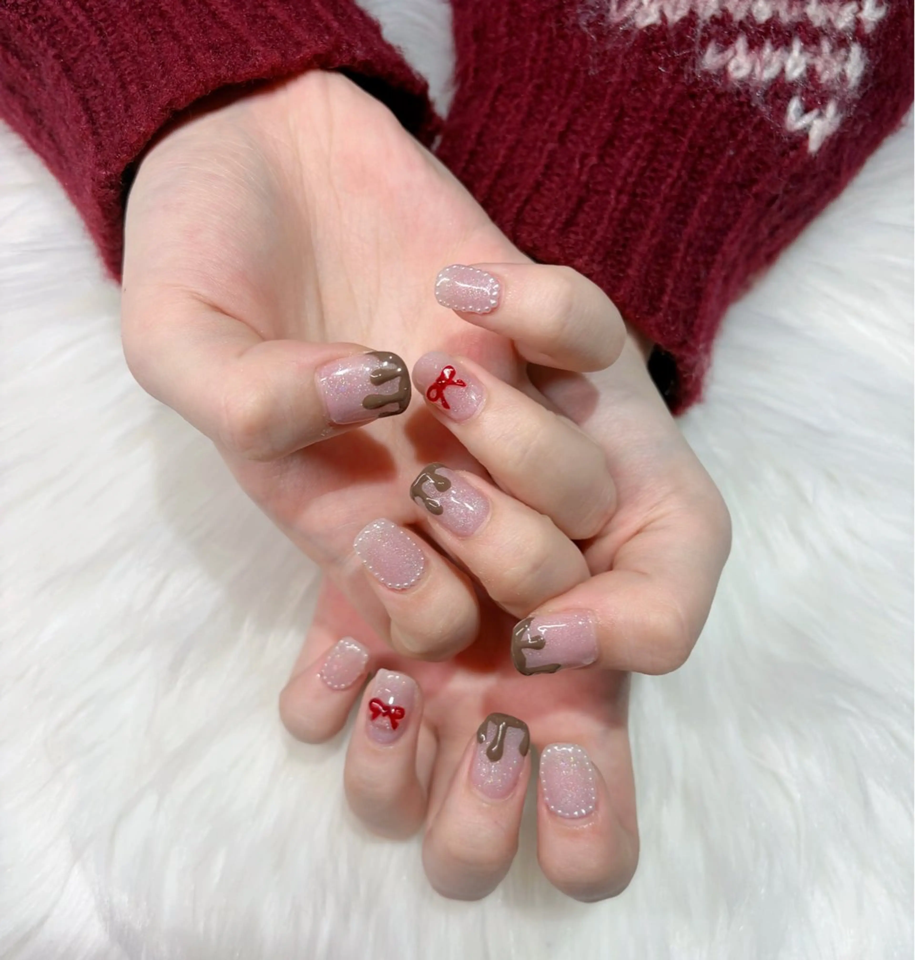 ネイル アートネイル ラメ(グリッター) ピンク 赤色 リボン Viel💅 ~Kanon~のネイルデザイン