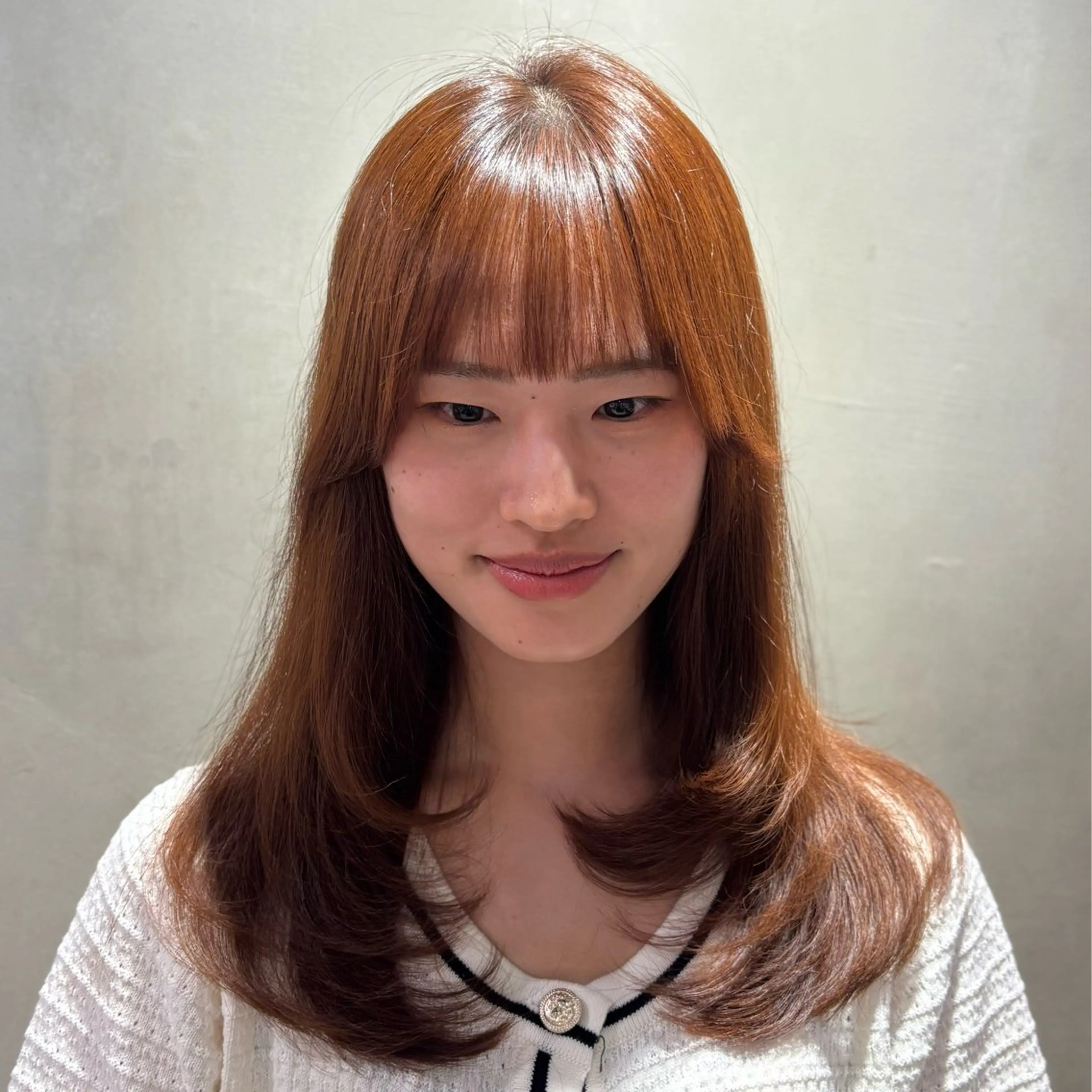 ロング カラー カミヤ ミウのヘアスタイル