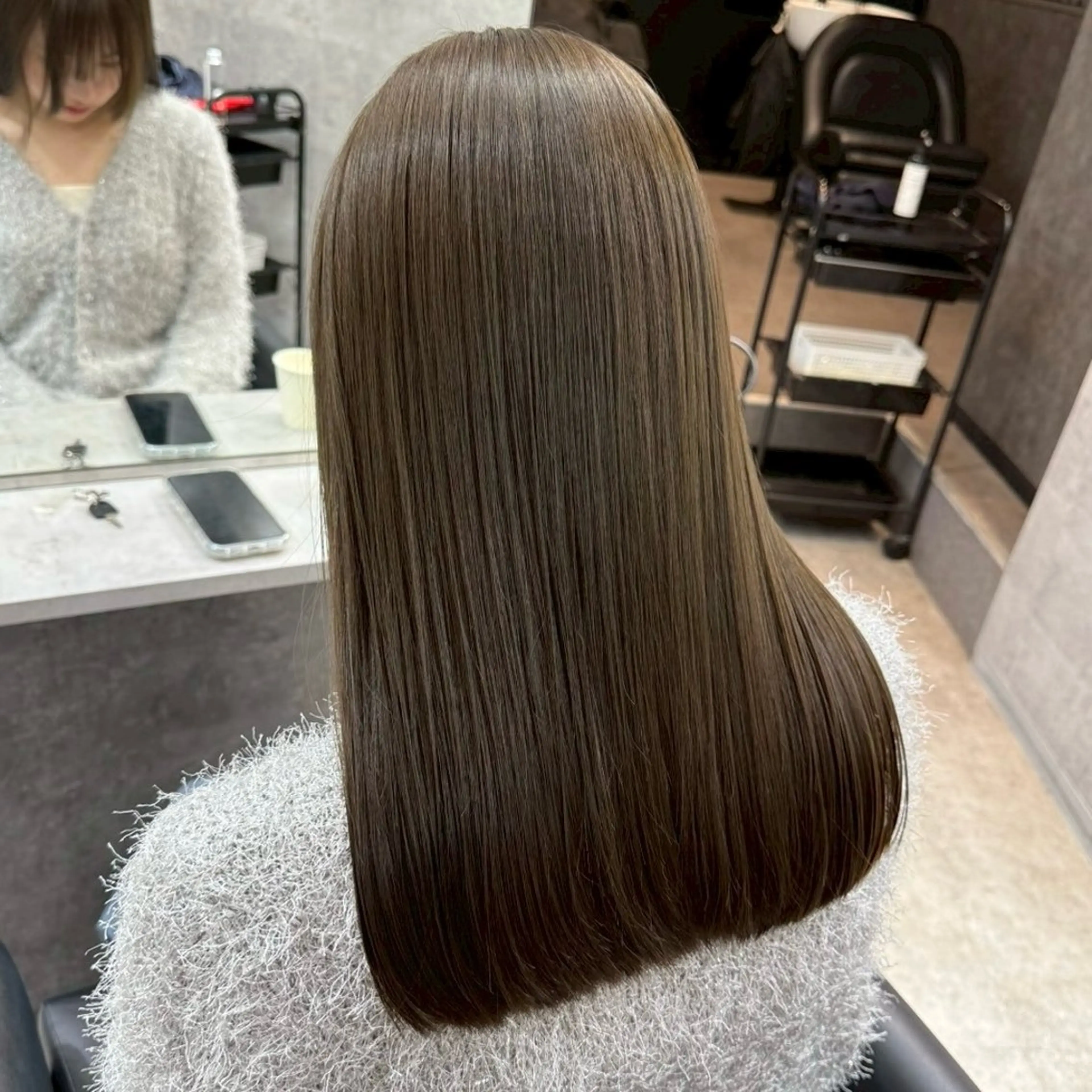 ロング くびれヘア 顔周りカット 髪質改善 韓国風ヘア レイヤーカット lana hair 新宿/髪質改善/韓国のヘアスタイル