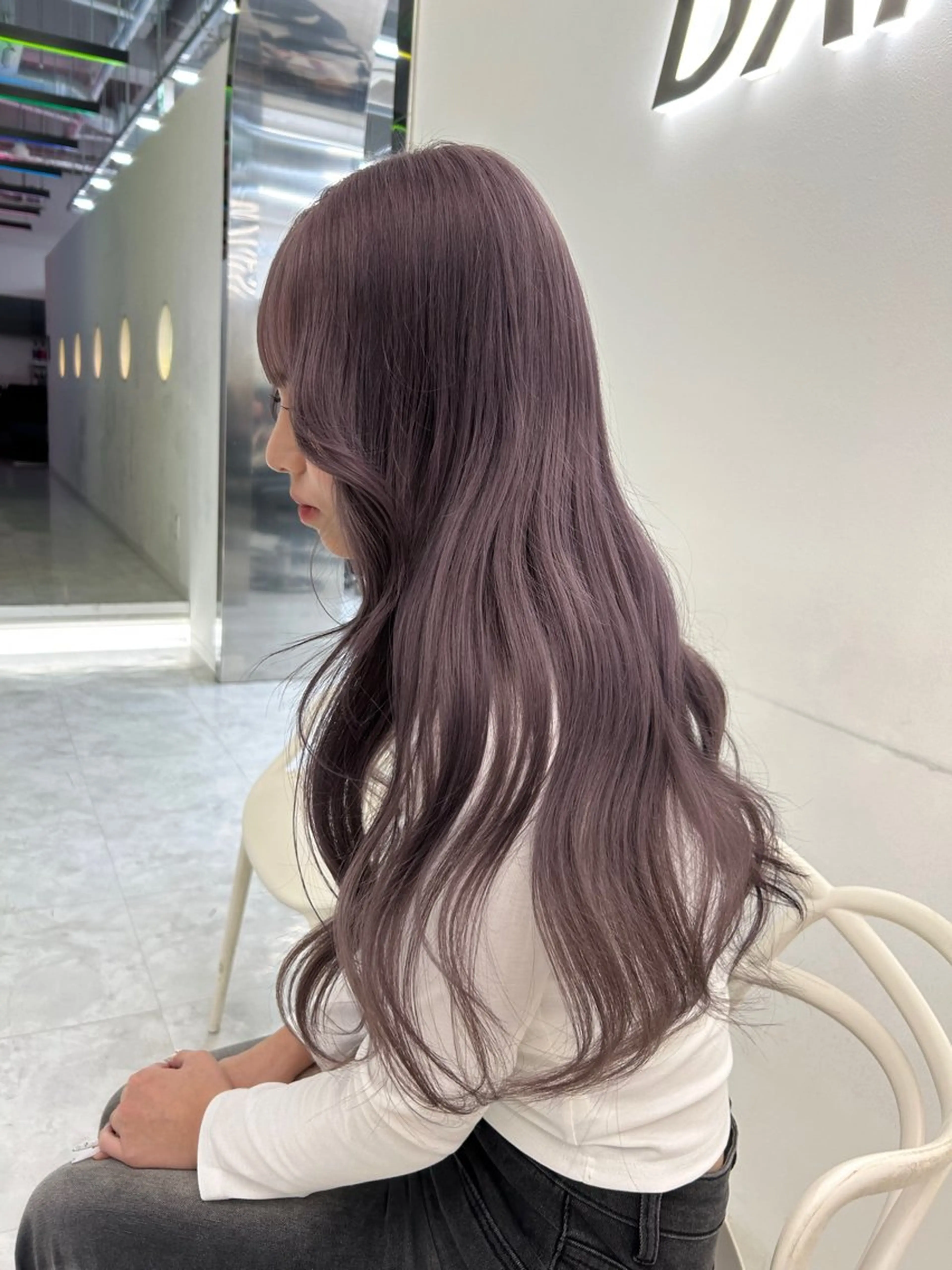 ロング ヘアカラー トリートメント 淡色ラベンダー♡ ニーナ🎀🦙のヘアスタイル