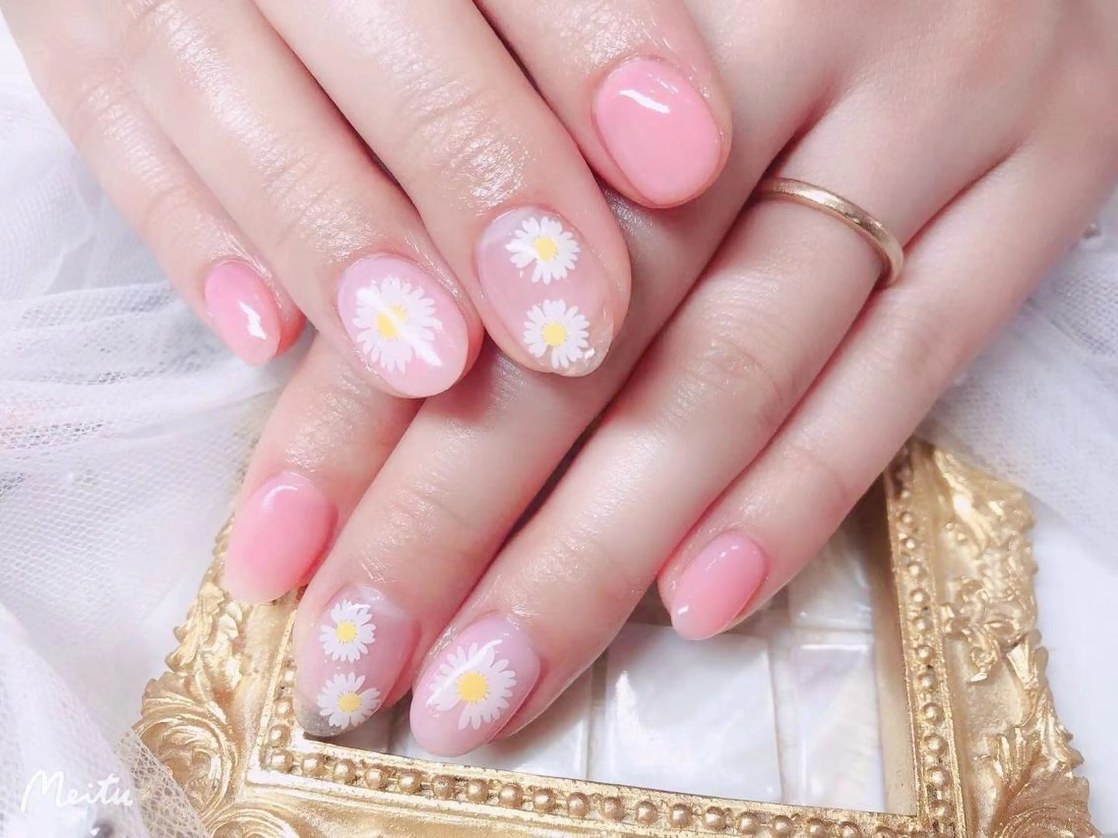 ネイル ハンドネイル マジック ミラーのネイルデザイン