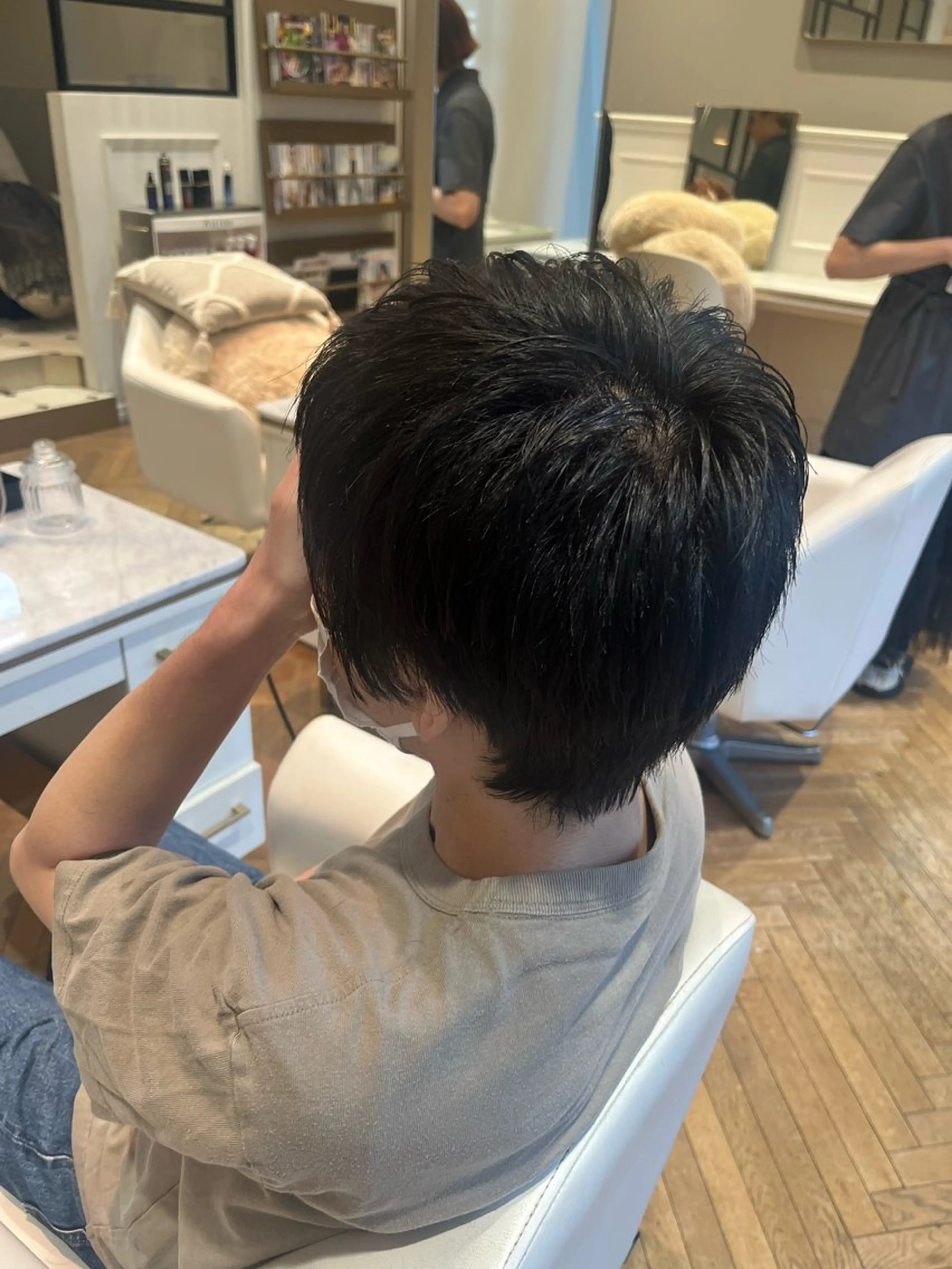 ショート ベリーショート ショートヘア 阪急伊丹🫧 ahu かなうのヘアスタイル