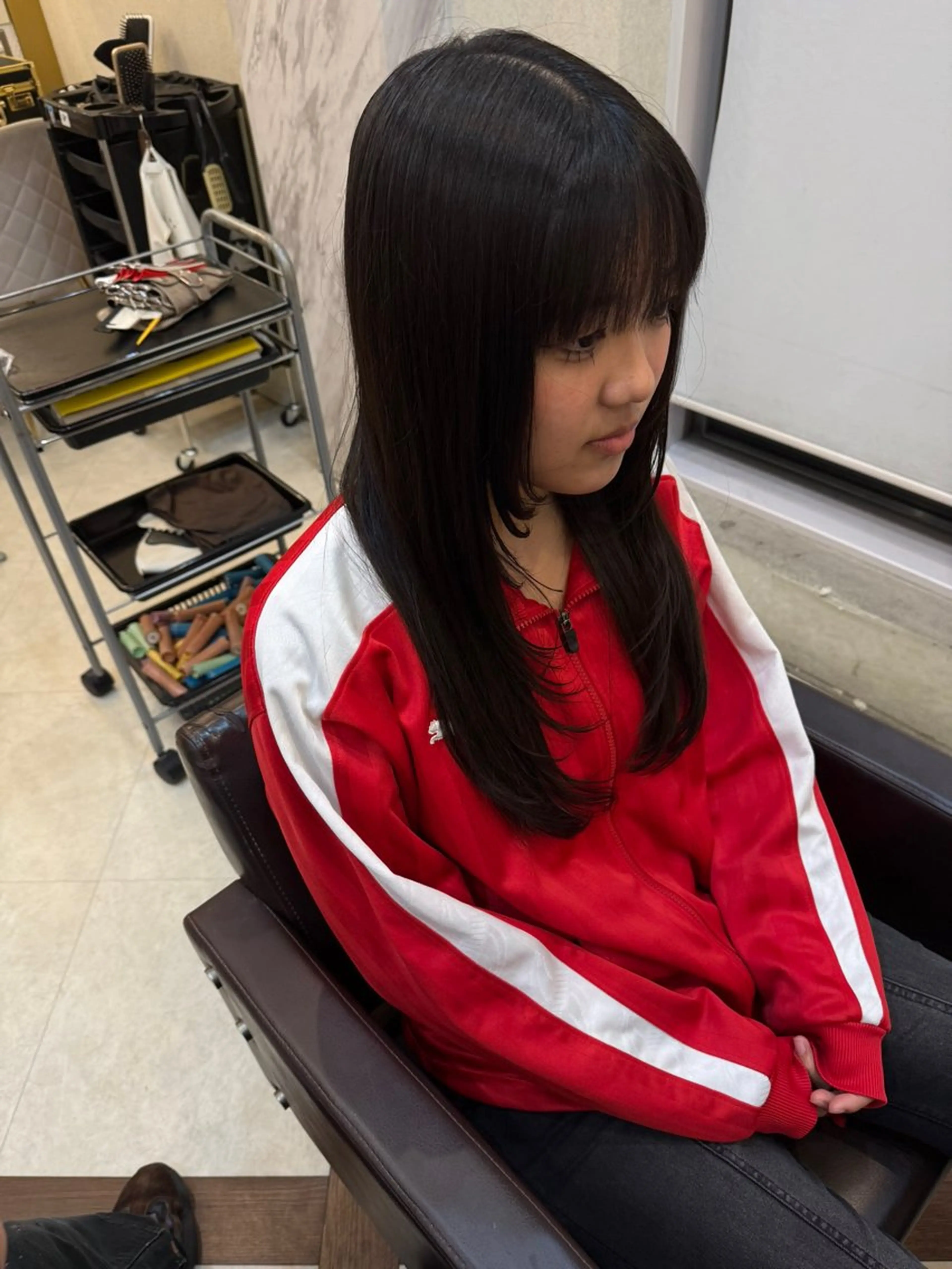 ロング 顔まわりレイヤー 顔周りカット レイヤーカット クラサワ オトのヘアスタイル