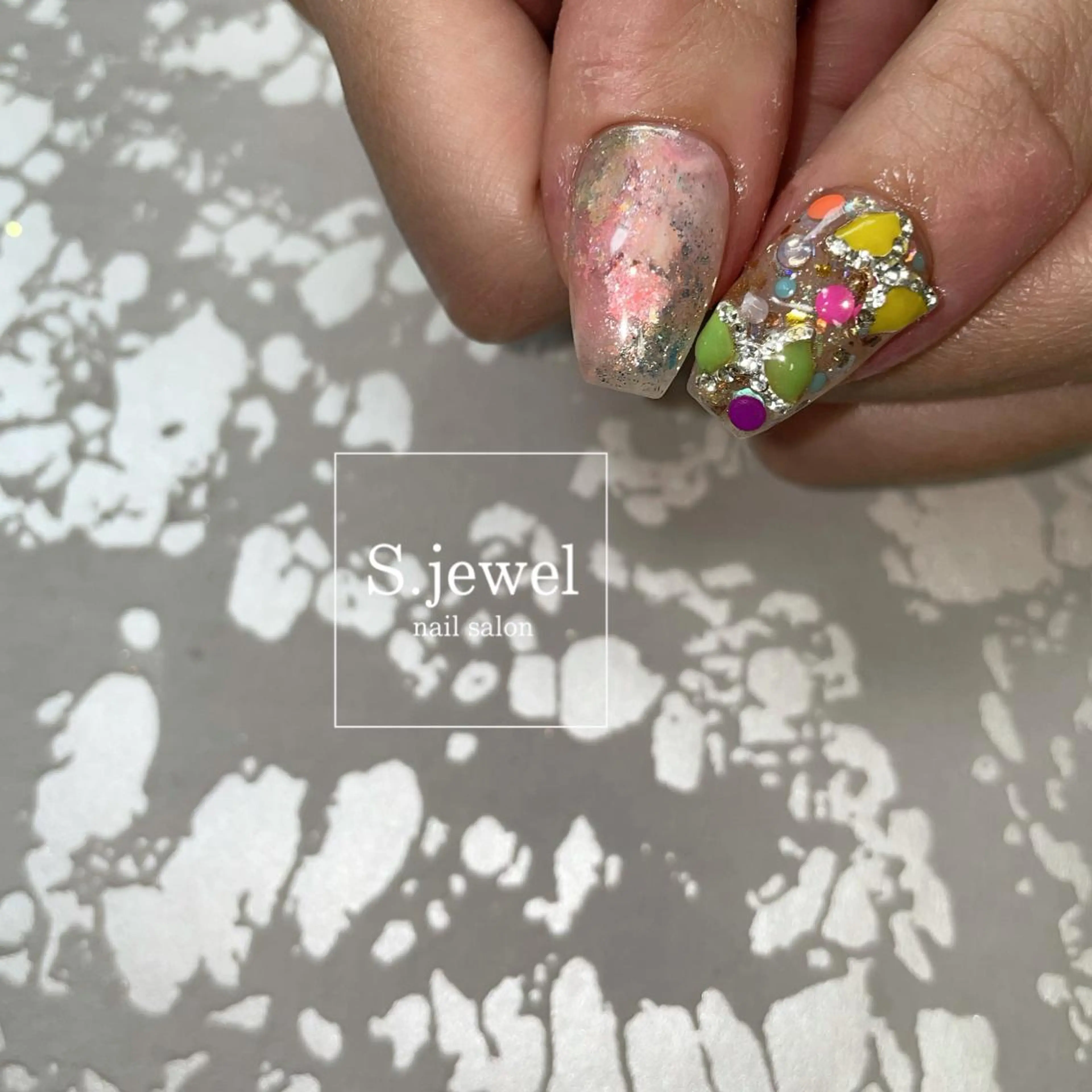ネイル S. JEWELのネイルデザイン