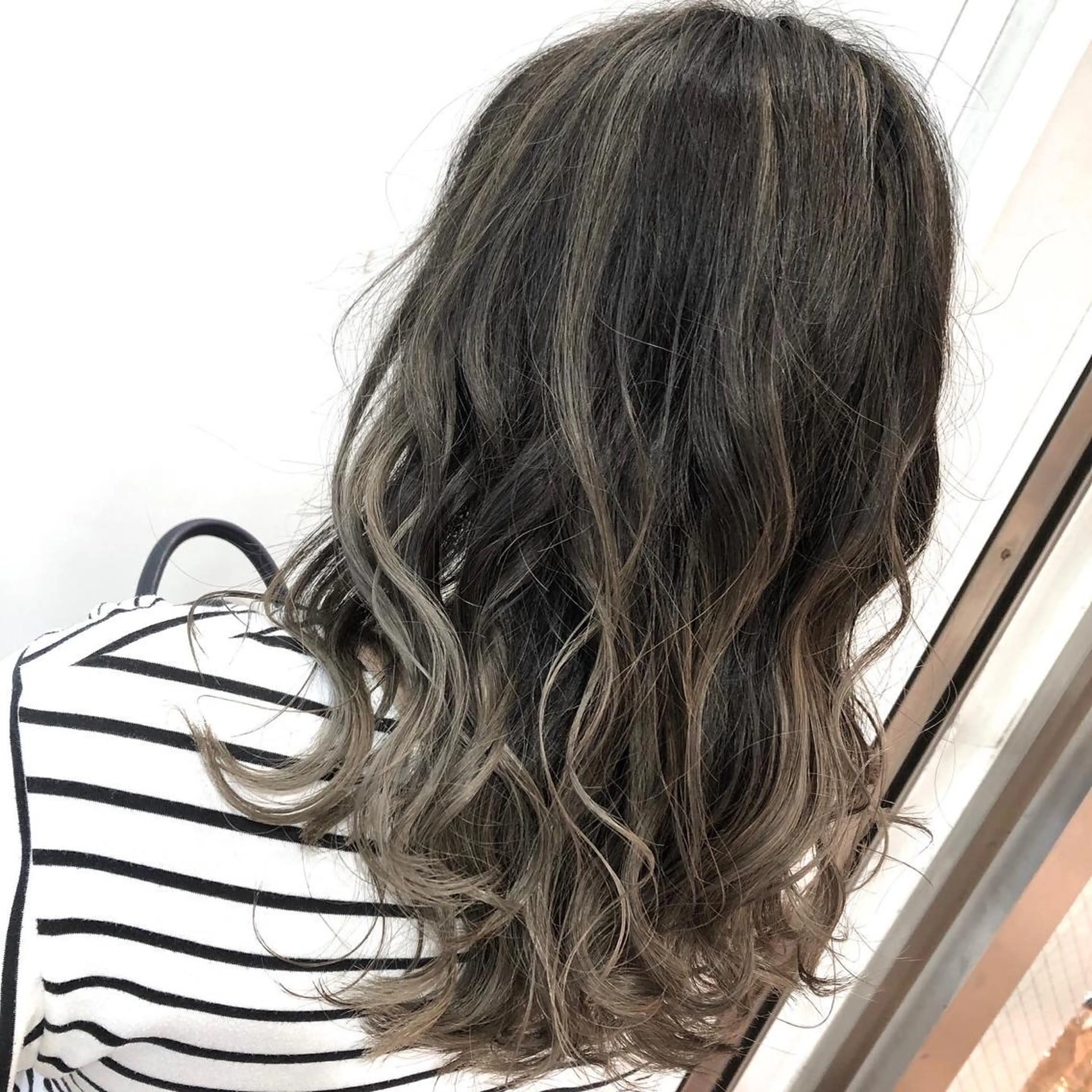 セミロング カラー 脱白髪染め専門店HAKUA PLUS白髪ぼかし町田2号店所属・カットモデル募集中！ 大月竜斗のヘアスタイル