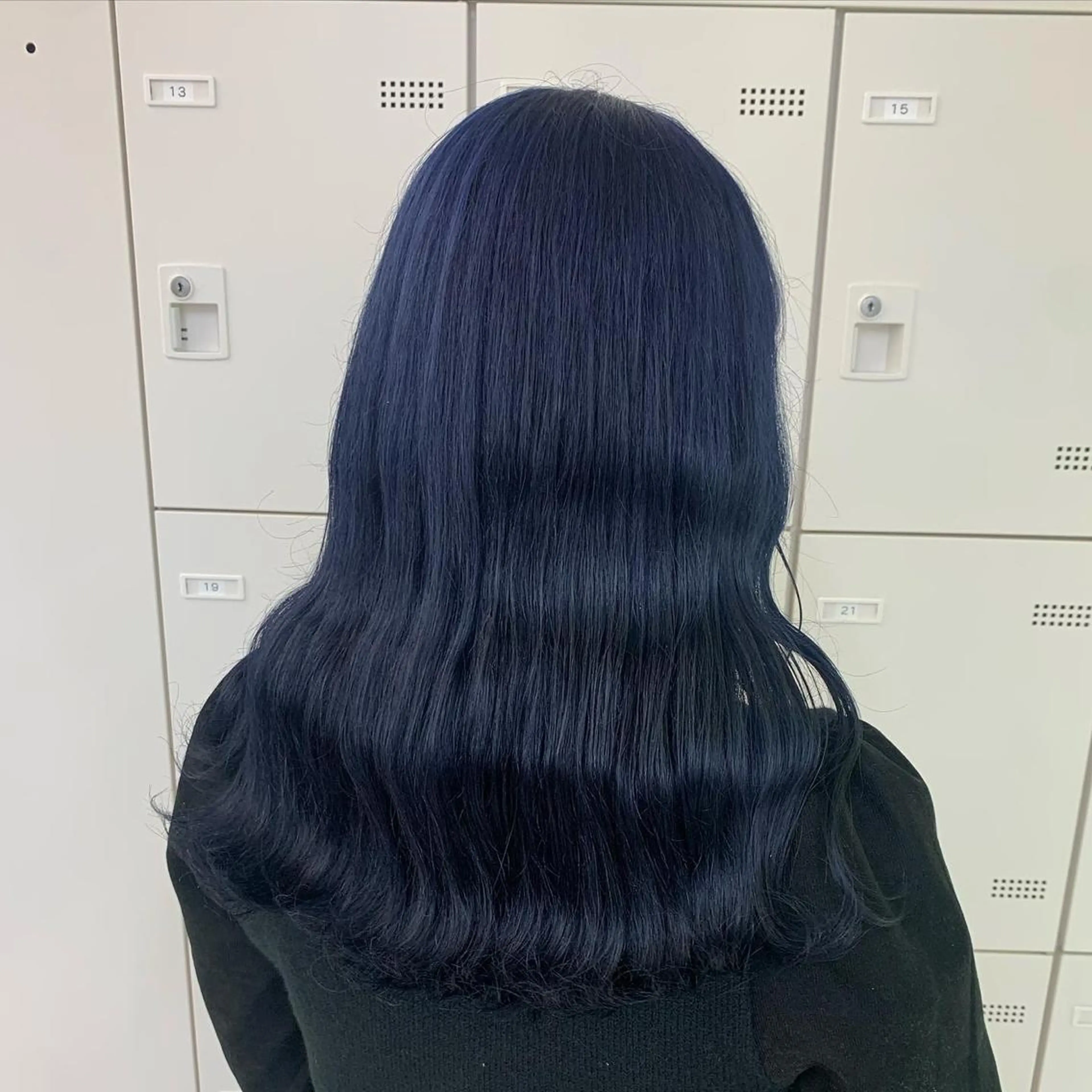 ロング カラー ヘアアレンジ 🩵色落ち可愛い 寒色カラー🩵のヘアスタイル