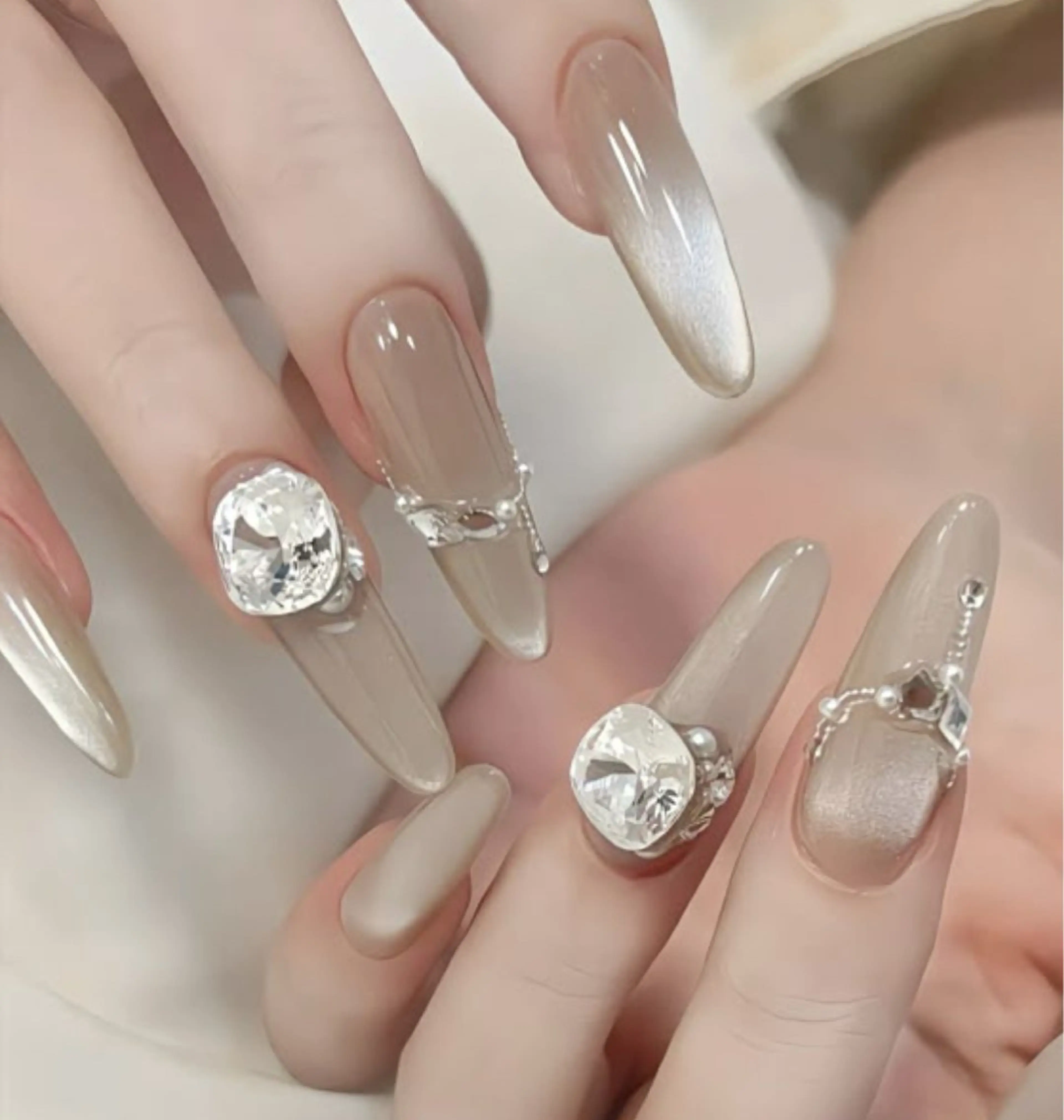 ネイル 韓国ネイル 持ち込み ニュアンスネイル ネイルチップ ハンドネイル Tini ANA.CHUOのネイルデザイン