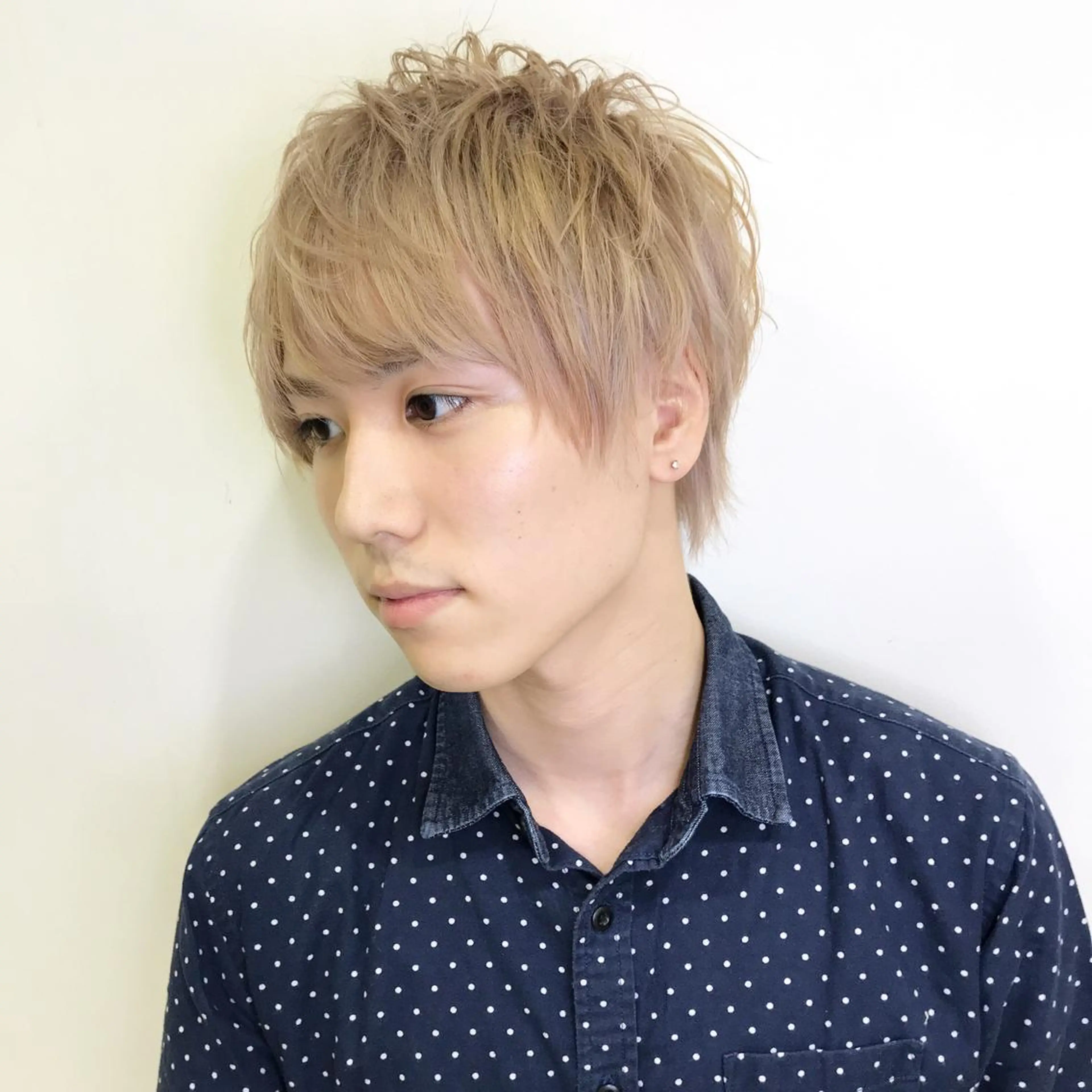 ショート カラー メンズ メンズブリーチ メンズハイトーン ブリーチ ハイトーンカラー ブリーチなしカラー 💎✨️NoVal by siestaのヘアスタイル